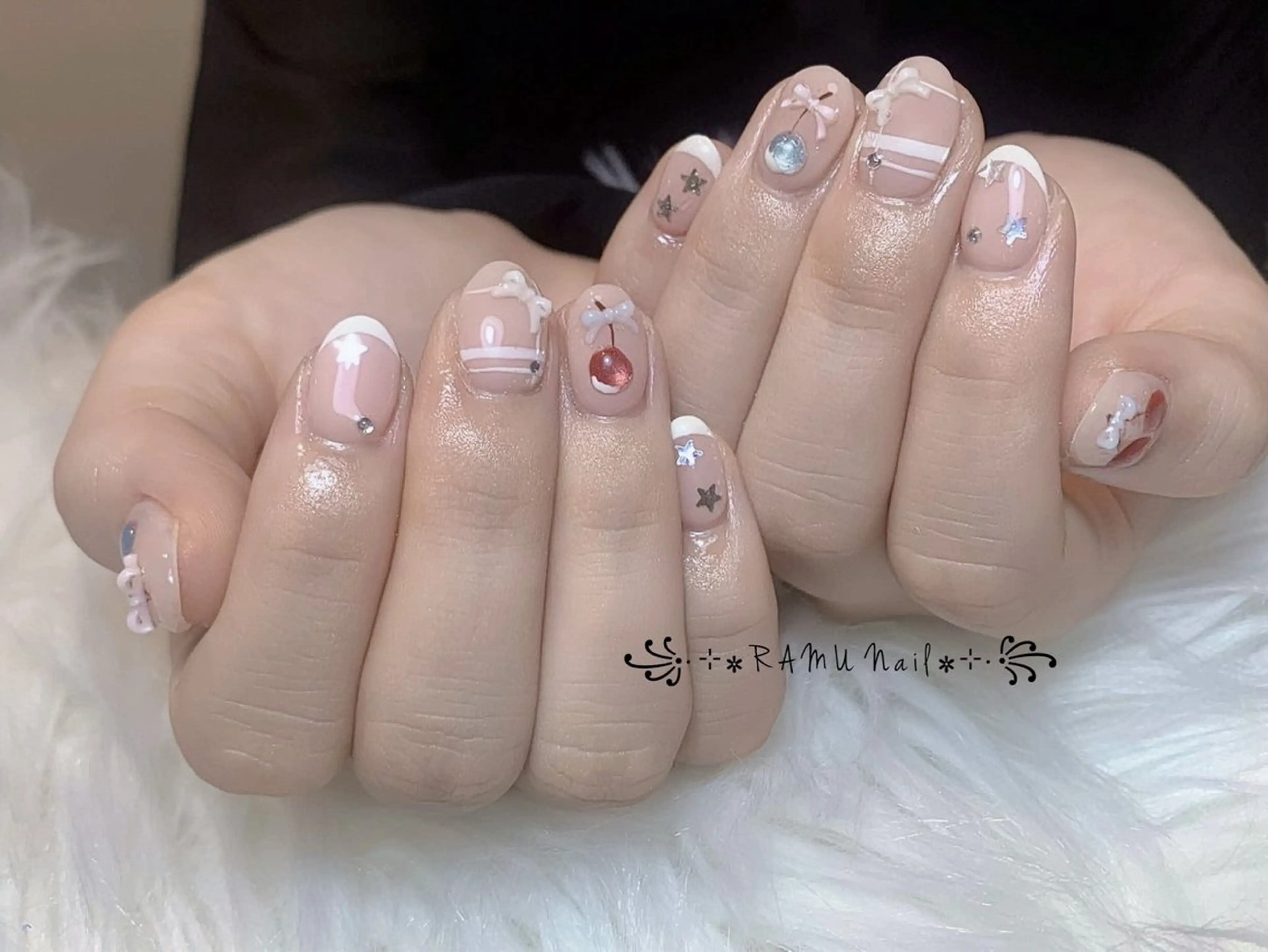 ネイル キラキラネイル マグネットネイル ミラーネイル ピンク ワンホンネイル ハンドネイル RAMU Nail 恵比寿店のネイルデザイン