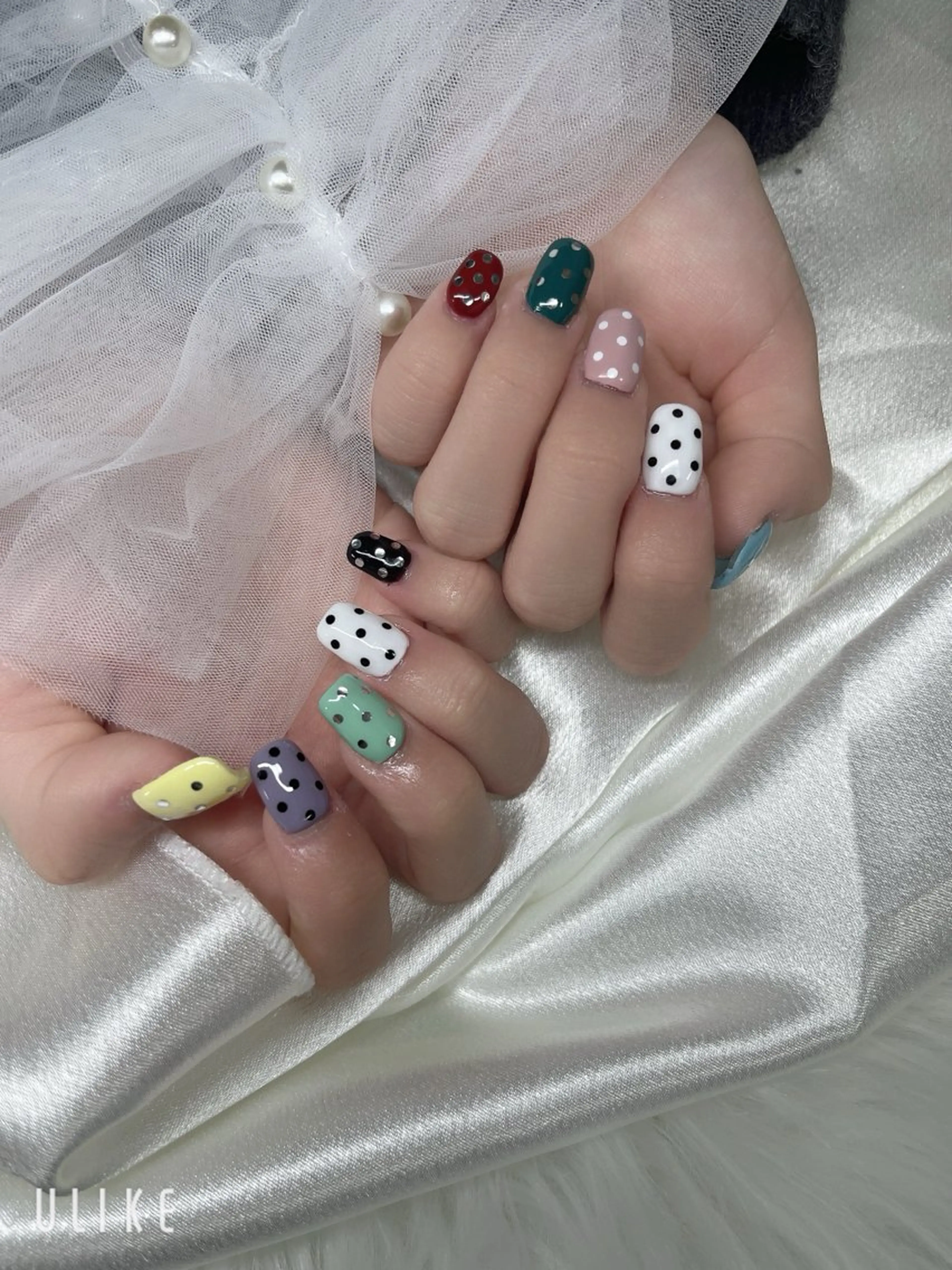 ネイル YOLO NAILのネイルデザイン