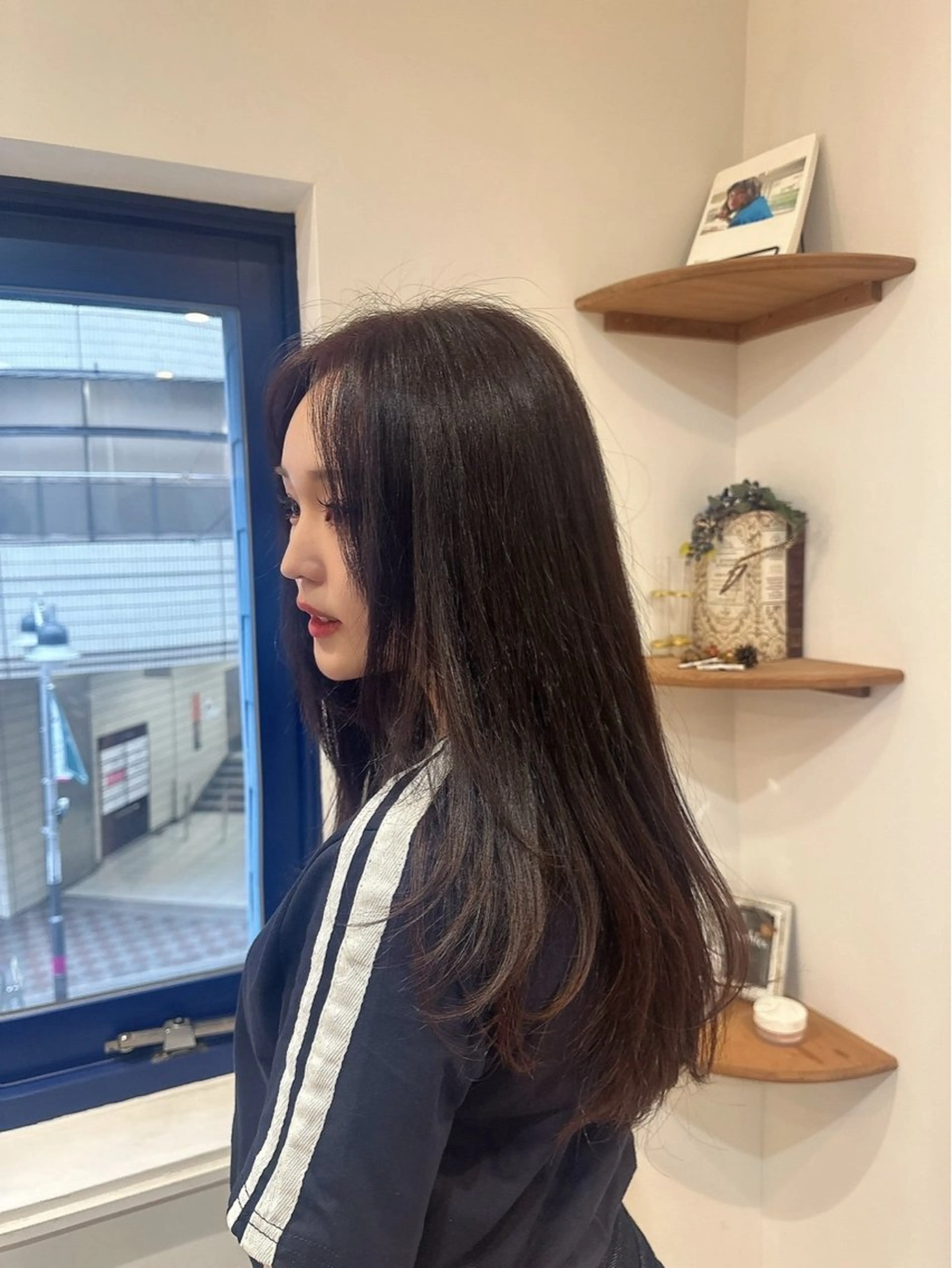 ロング カラー 木村ゆうと🫧 レイヤー＆艶カラーのヘアスタイル