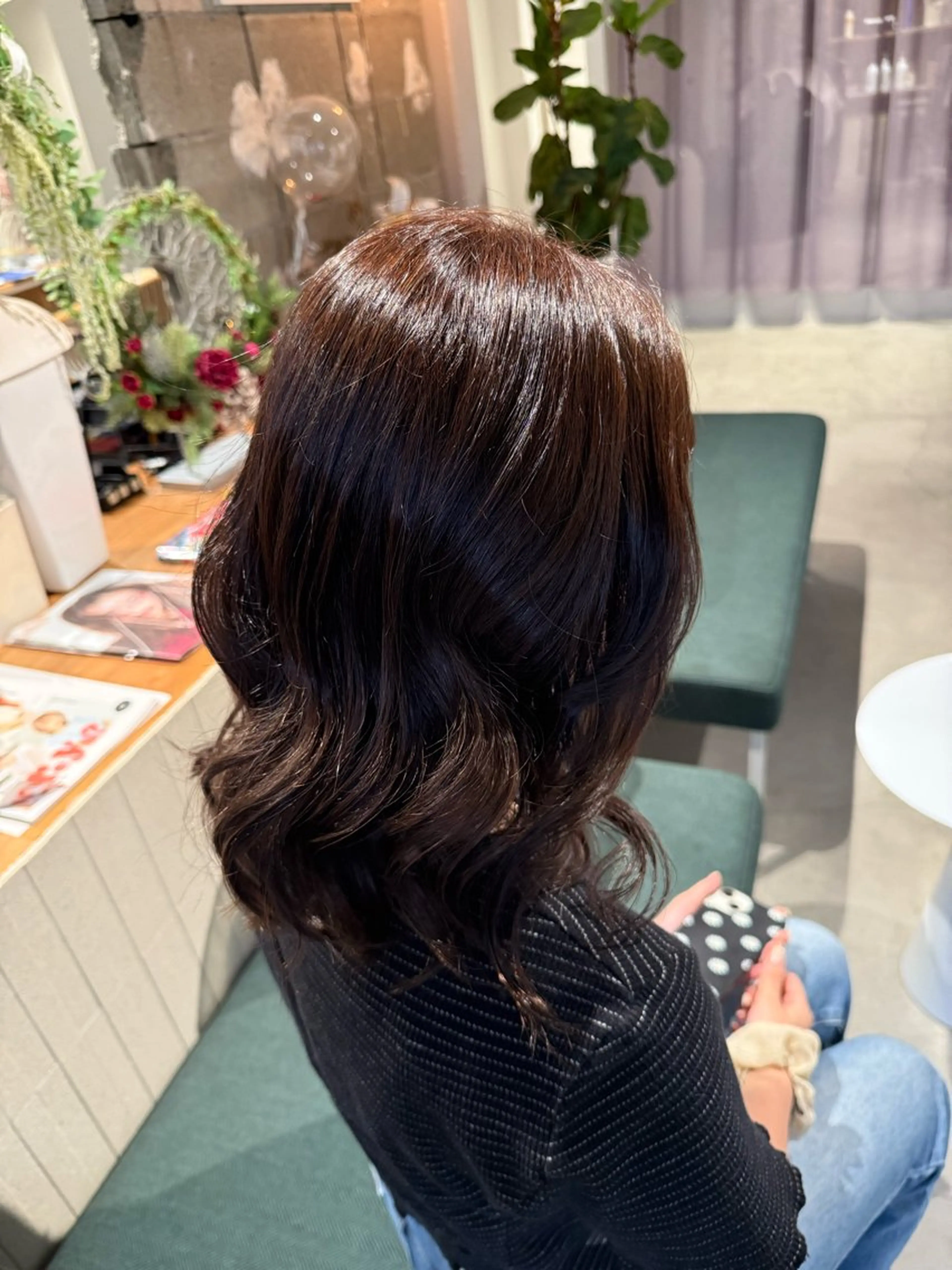 セミロング 井手上 陽菜のヘアスタイル