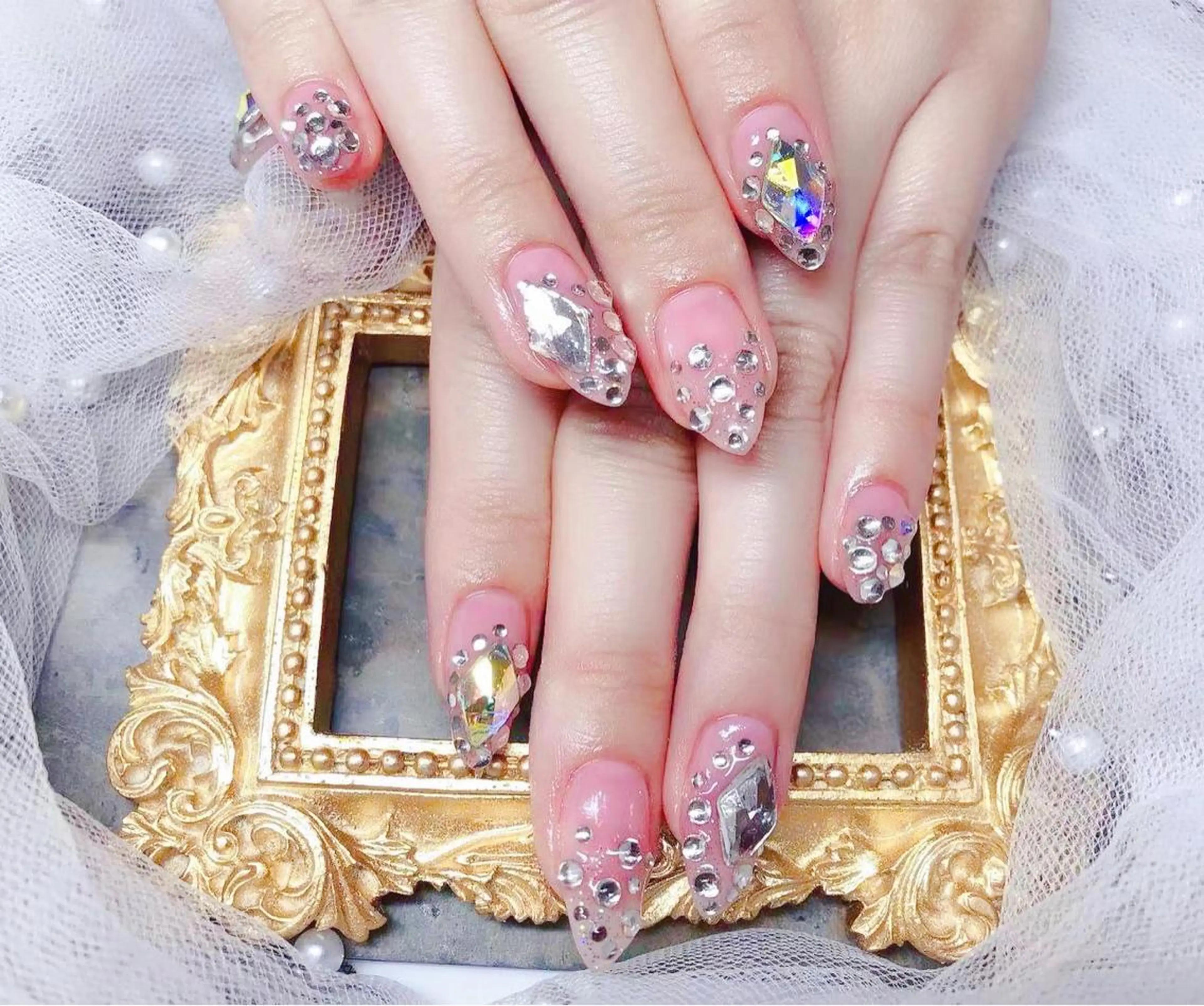 ネイル ハンドネイル マジックミラー所属・マジック ミラーのネイルデザイン