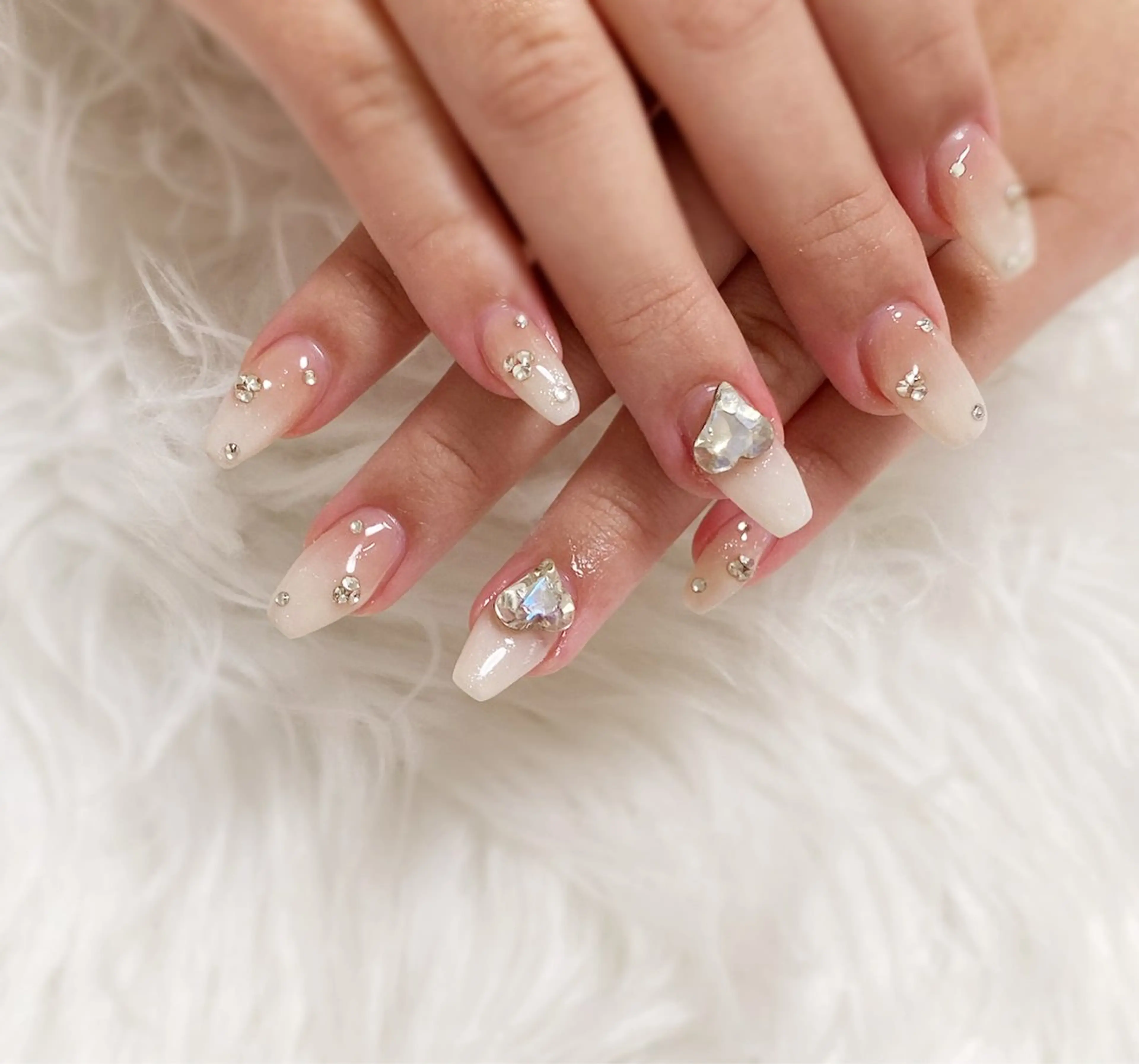 ネイル ESPOIR Ｎのネイルデザイン