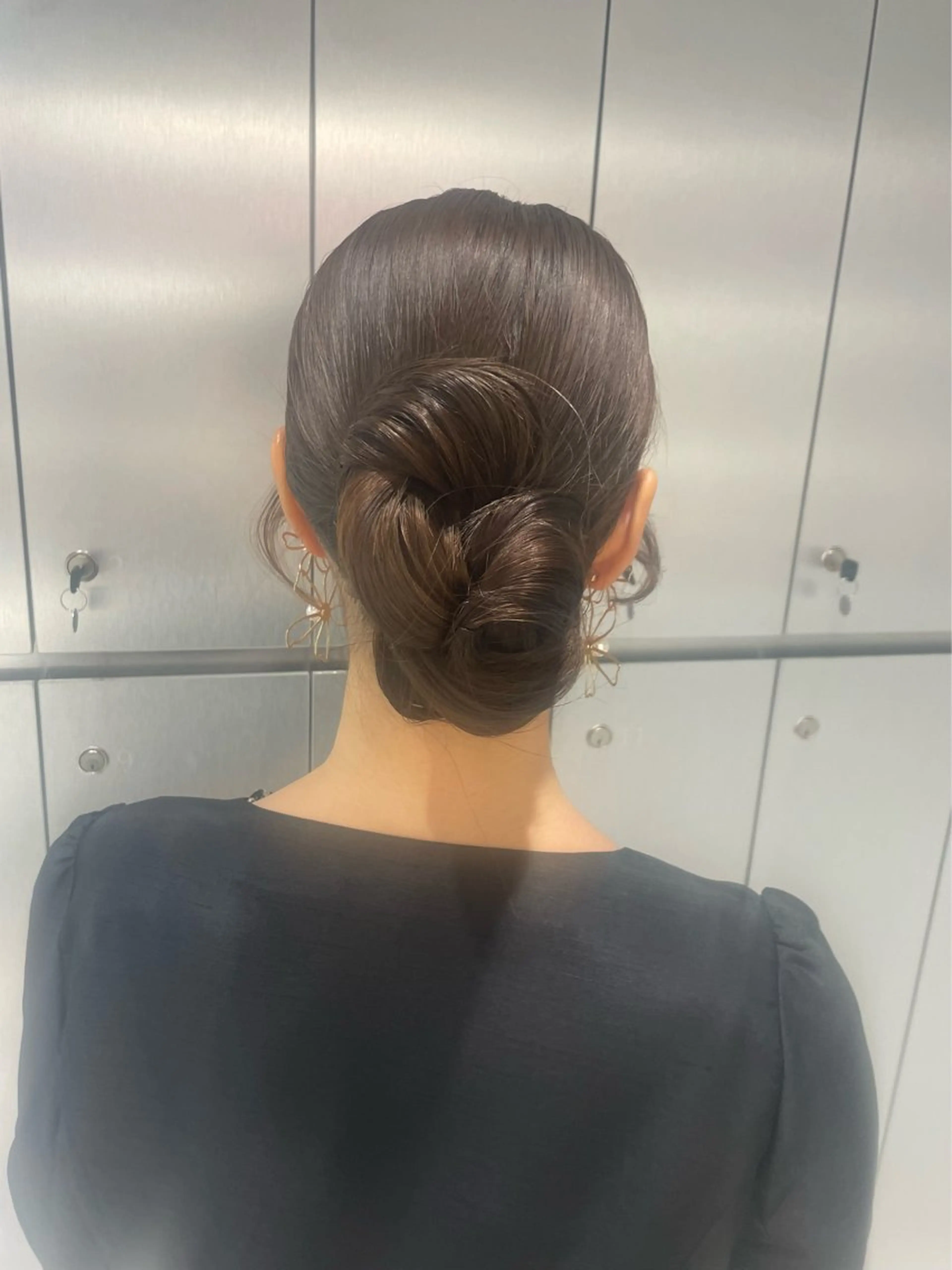 セミロング お団子ヘア ヘアセット ヘアセット🎀耳つぼ 👂💎MONAMIのヘアスタイル