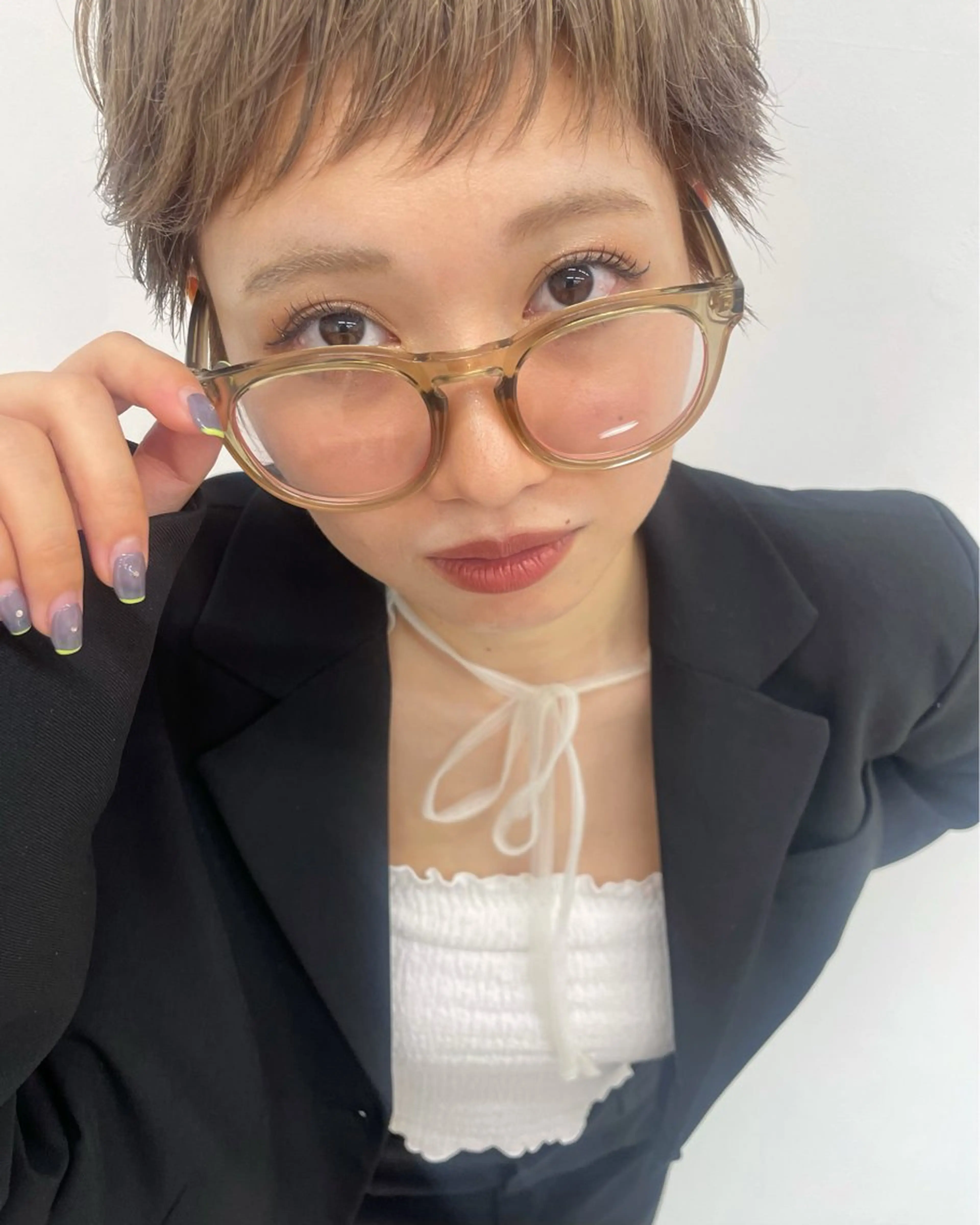 ショート カラー アッシュ ベージュカラー カット ヘアカラー トリートメント ひなた 艶カラー/渋谷のヘアスタイル