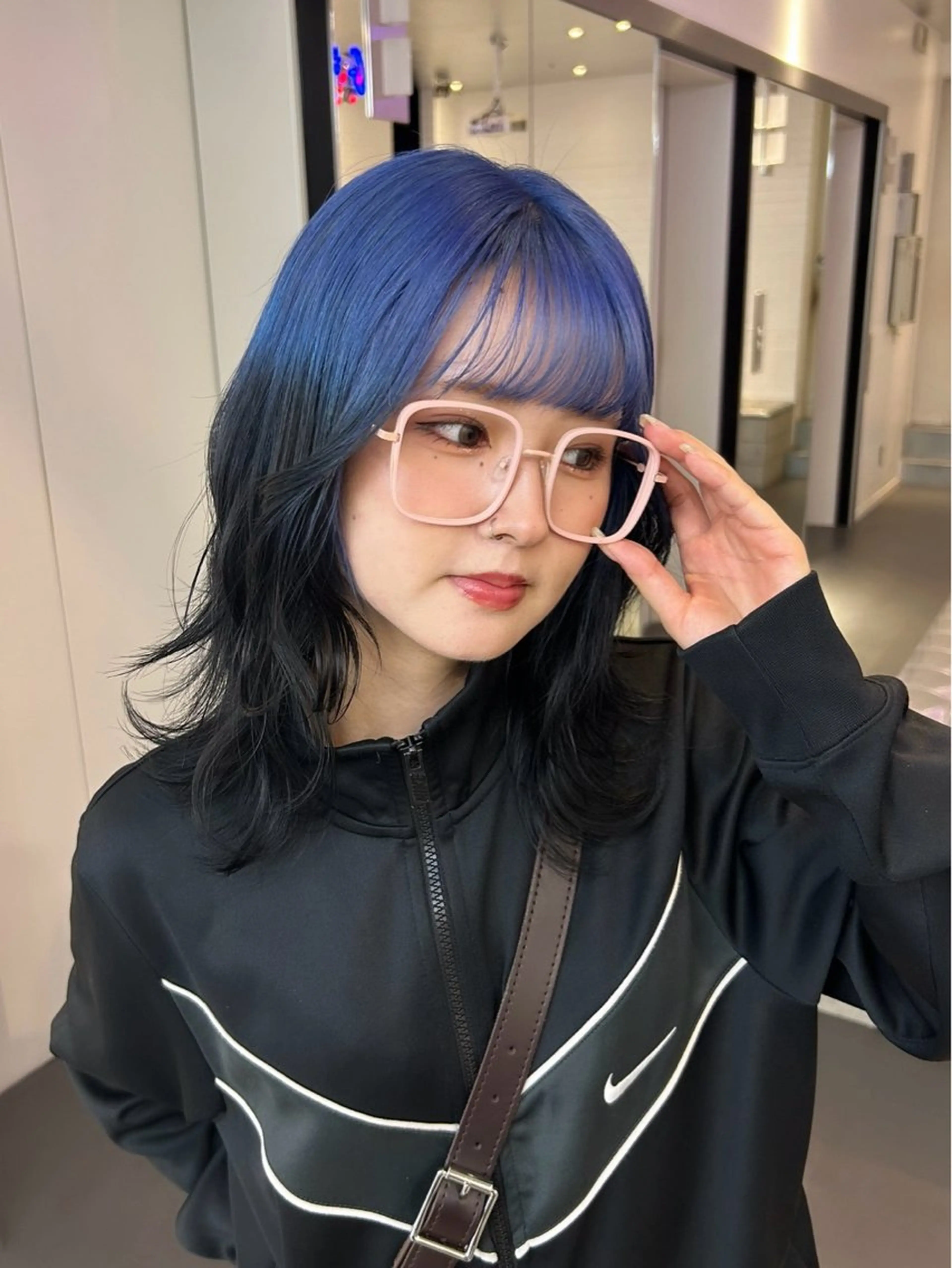 ショート ボブ エクステ 外国人風カラー 卒業式のヘアスタイル レイヤーカット カット ヘアカラー トリートメント MiRI💜地毛級 エクステ✖似合わせ技のヘアスタイル