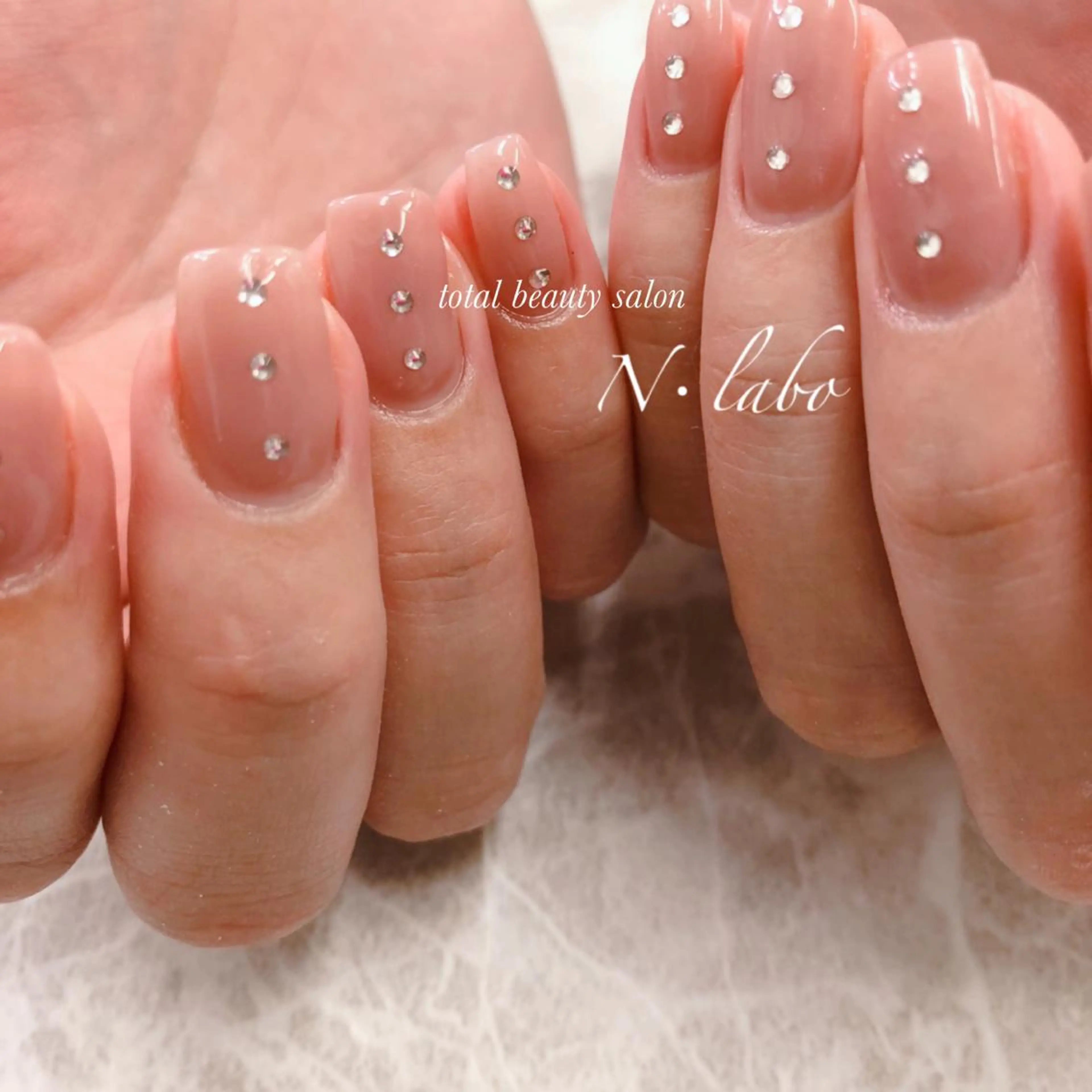 ネイル シンプルネイル ハンドネイル Gracias. rieのネイルデザイン