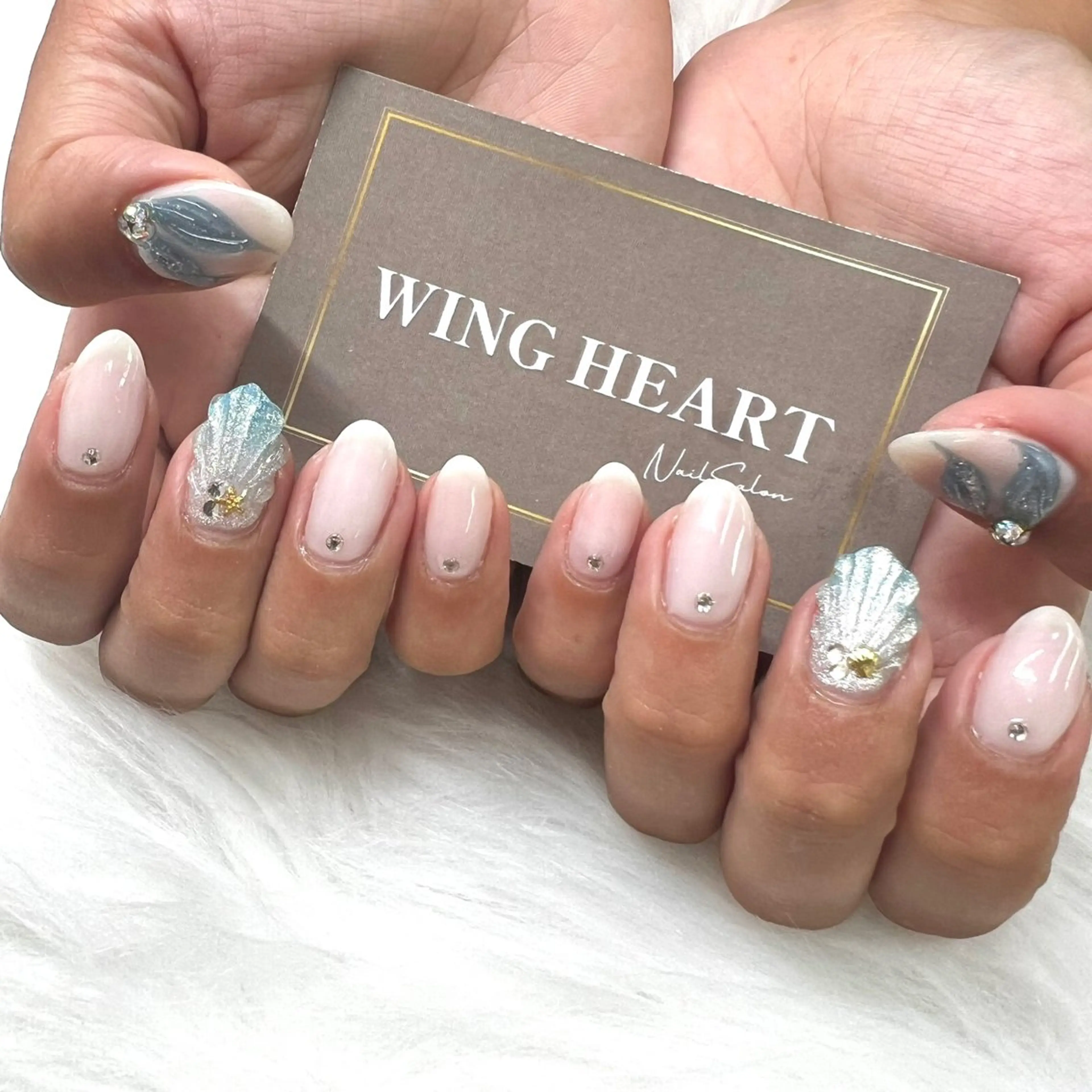 ネイル I. AYUMIのネイルデザイン