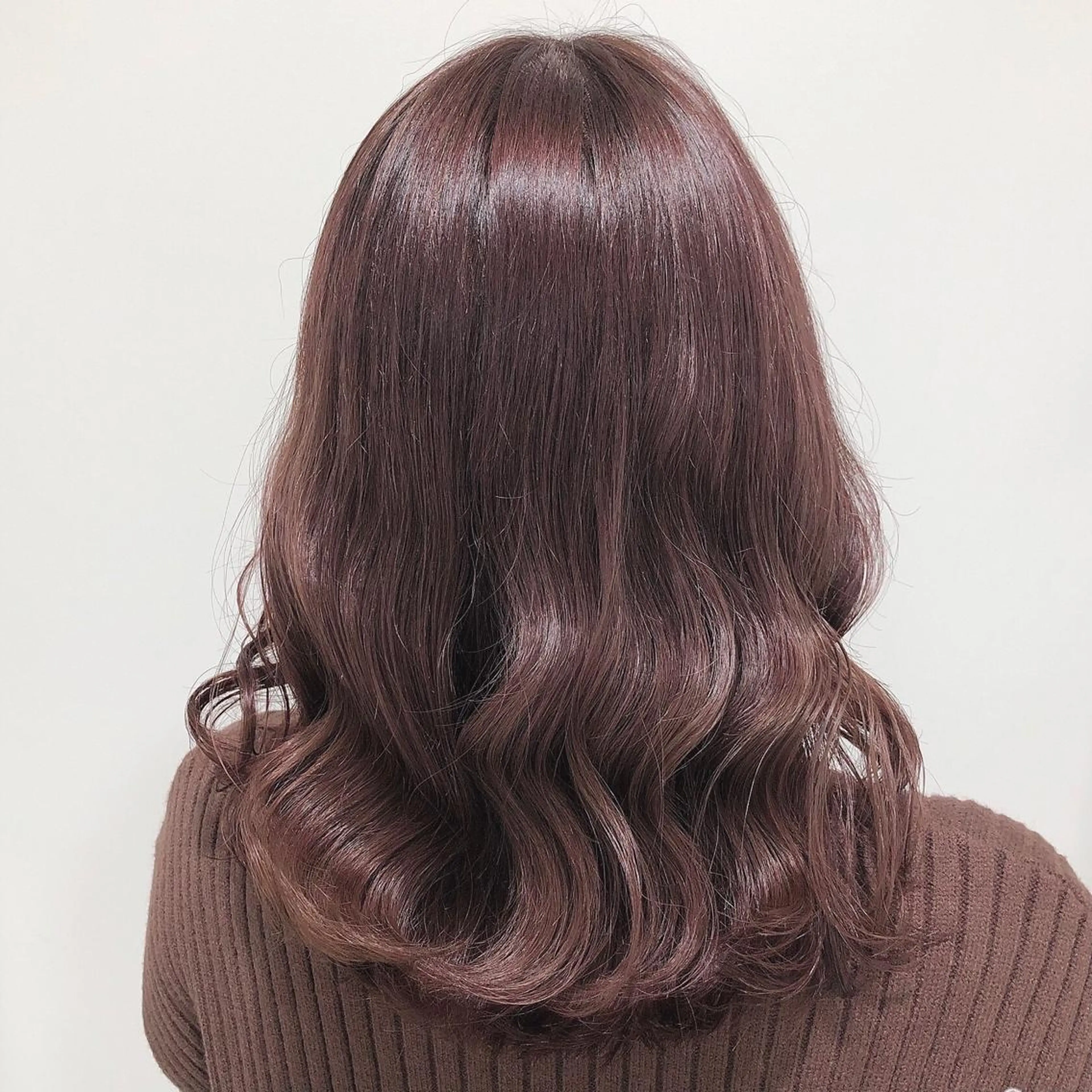 ロング カラー ローズカラー カット ヘアカラー トリートメント ヘアセット 透明感カラー🤍 Kaitoのヘアスタイル