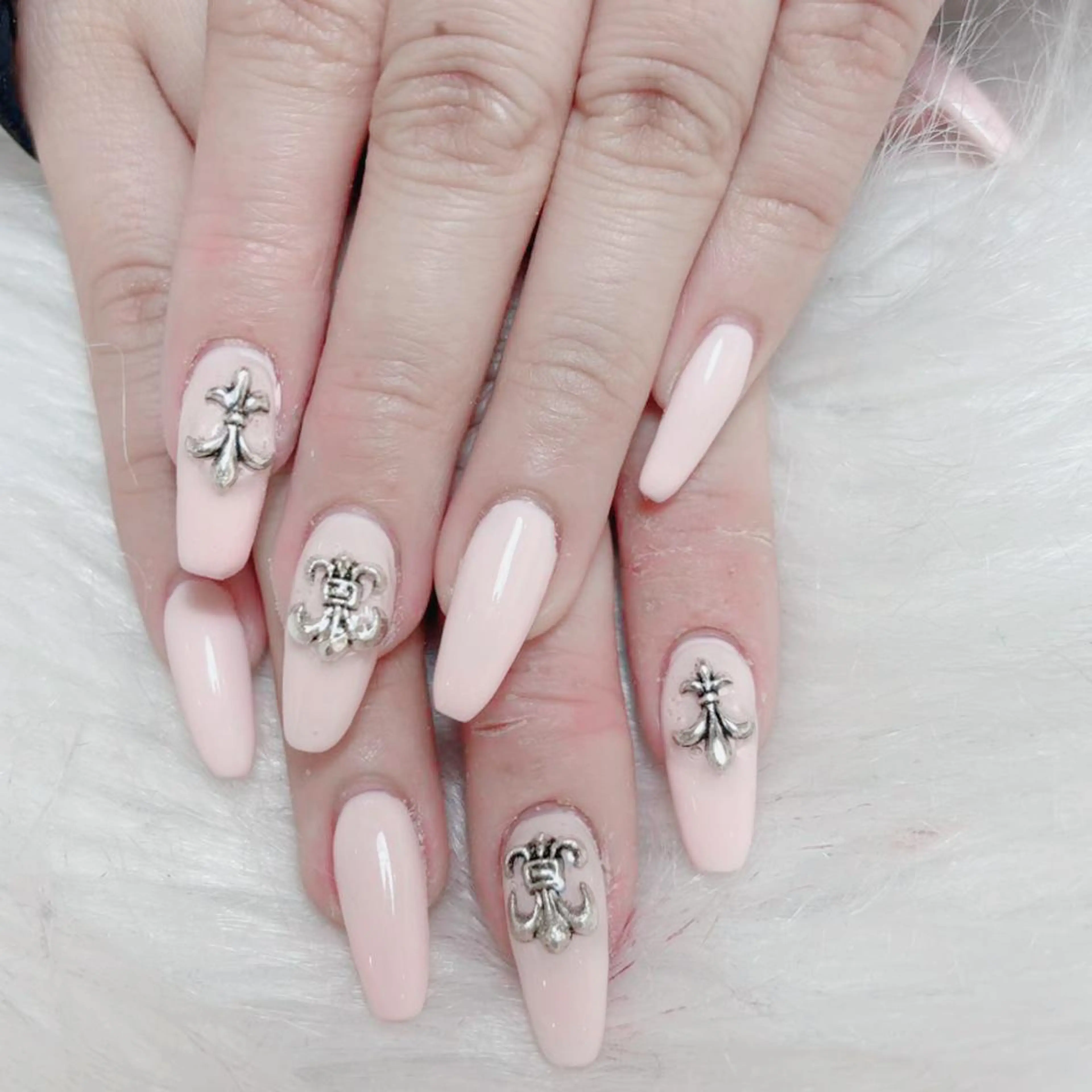 ネイル ハンドネイル フットネイル ハンドケア DEMAIN- 🕊️研修のネイルデザイン