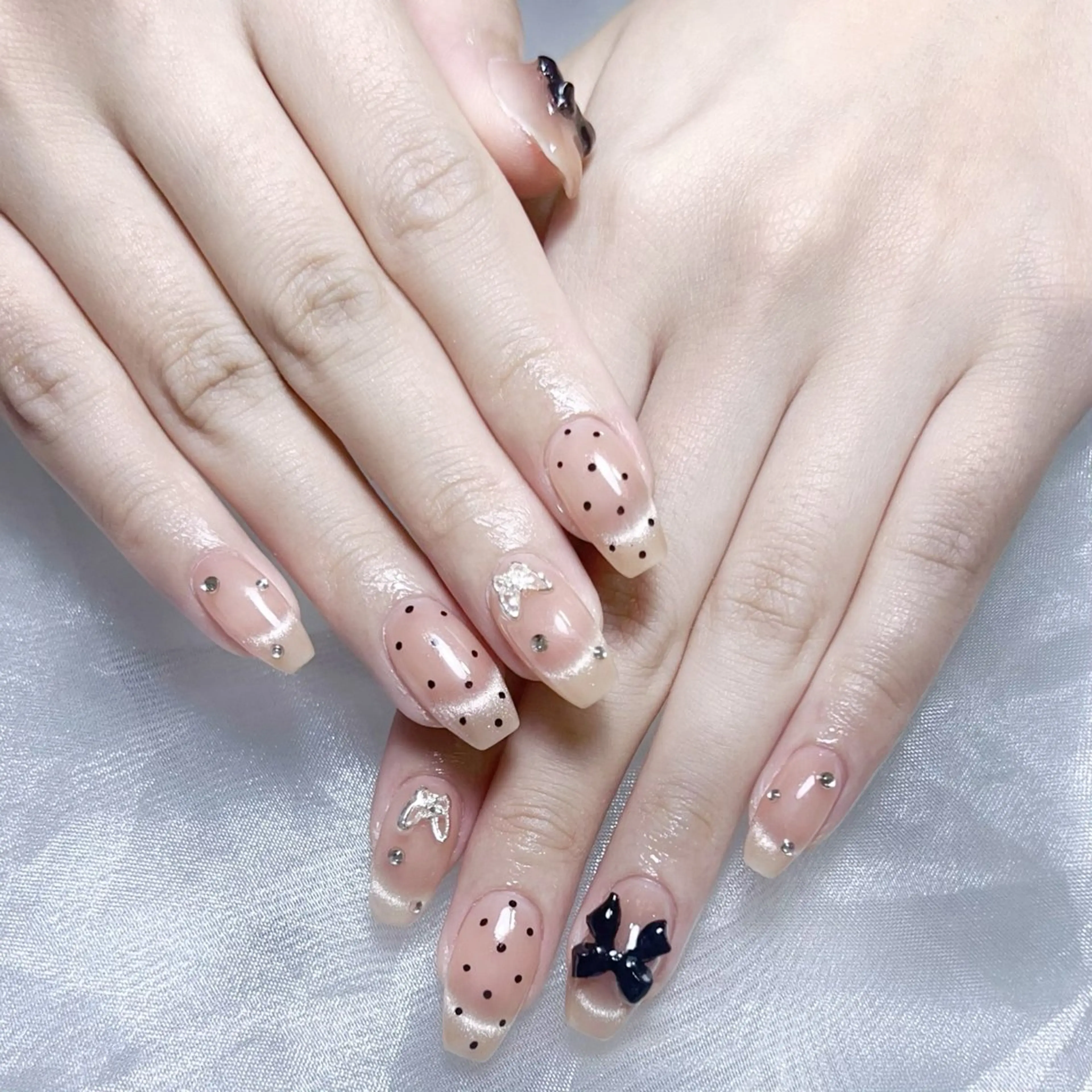 メンズ ネイル メンズ韓国風 アートネイル オーロラネイル ガーリー キラキラネイル ハンドネイル Nail salon 木にいるのネイルデザイン