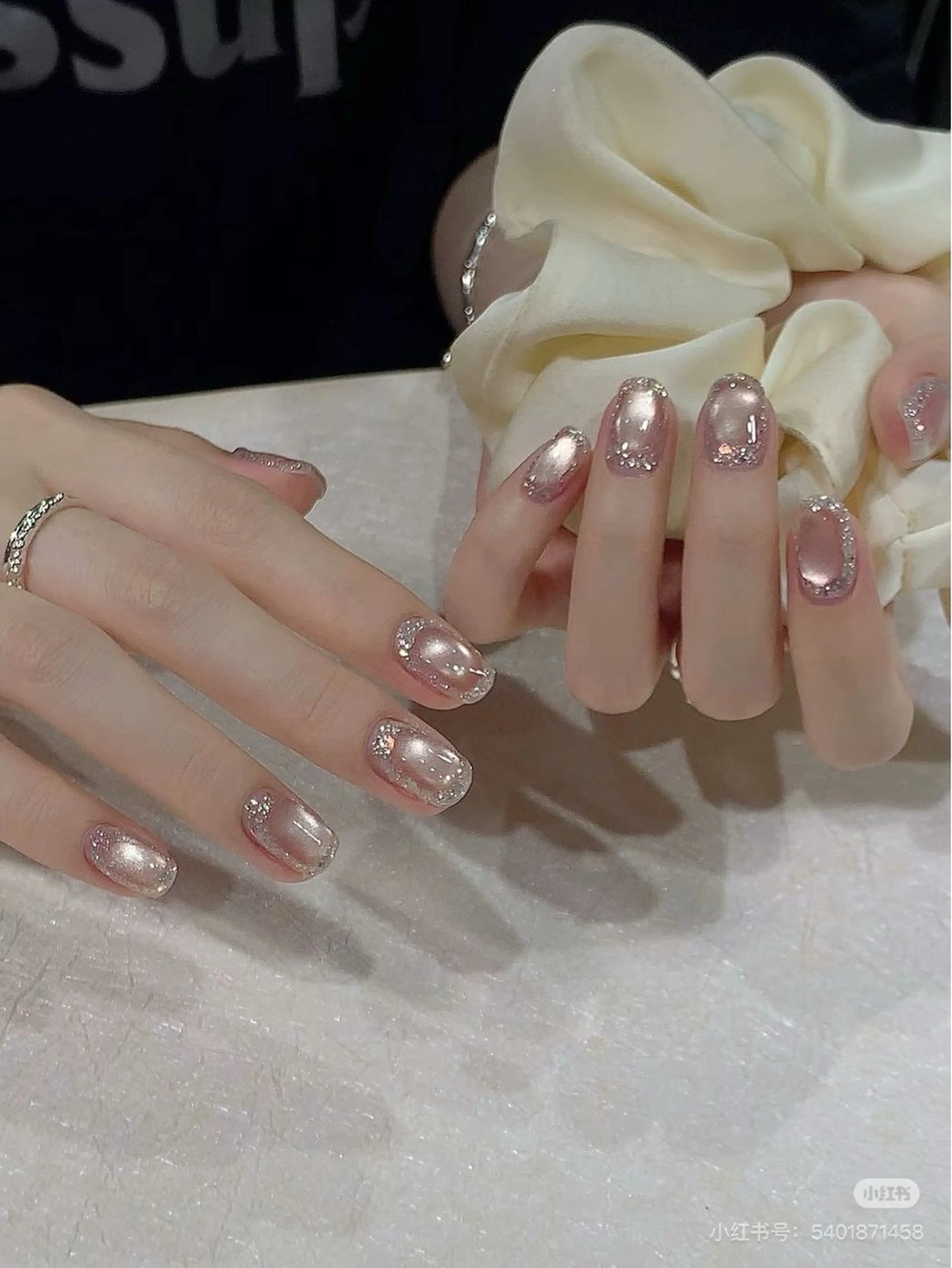 ネイル アートネイル オーロラネイル クリアネイル 長さ出し フレンチネイル LU NAのネイルデザイン