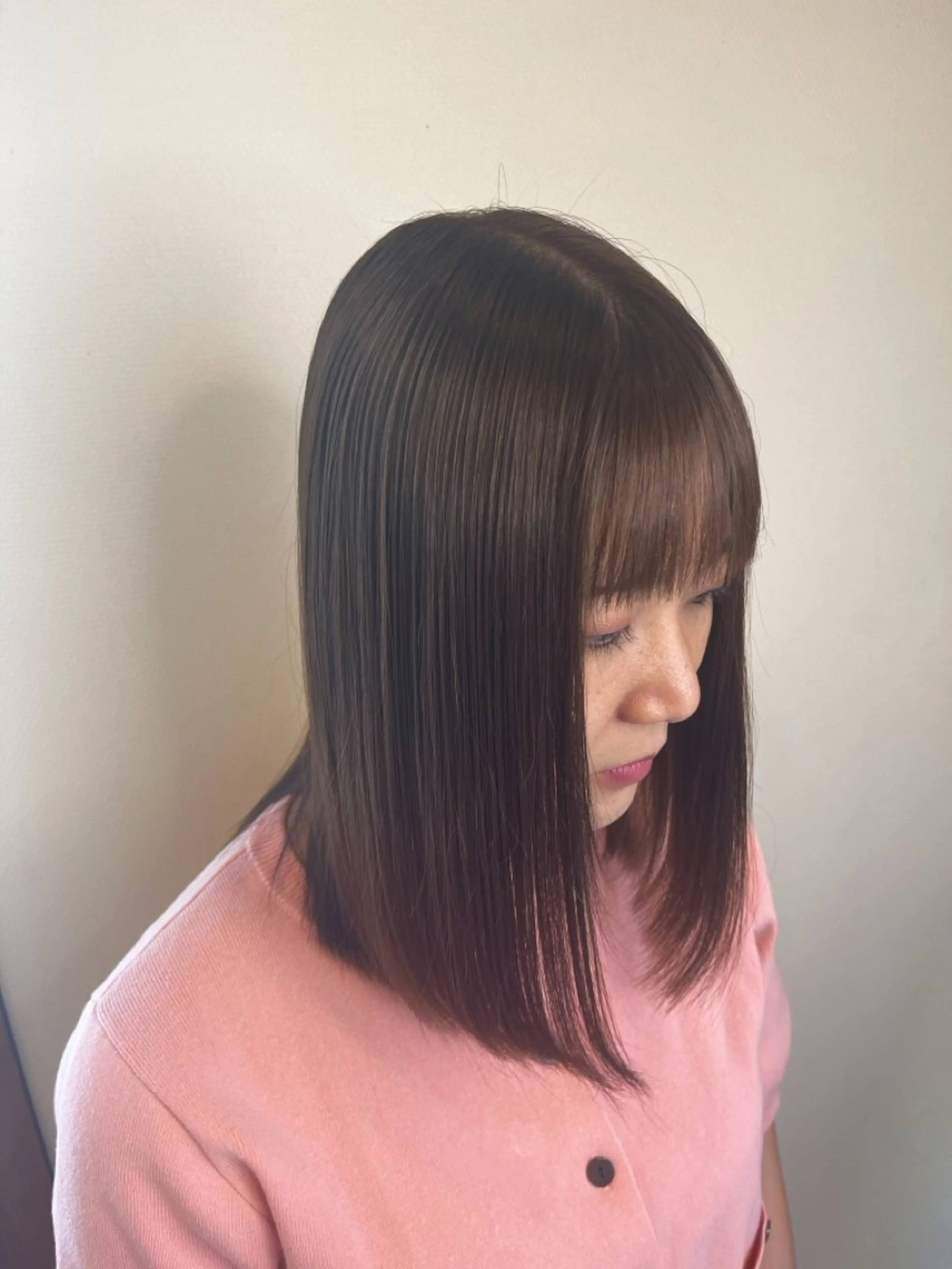 ポイントストレート（シャンプーブロー込み）の写真