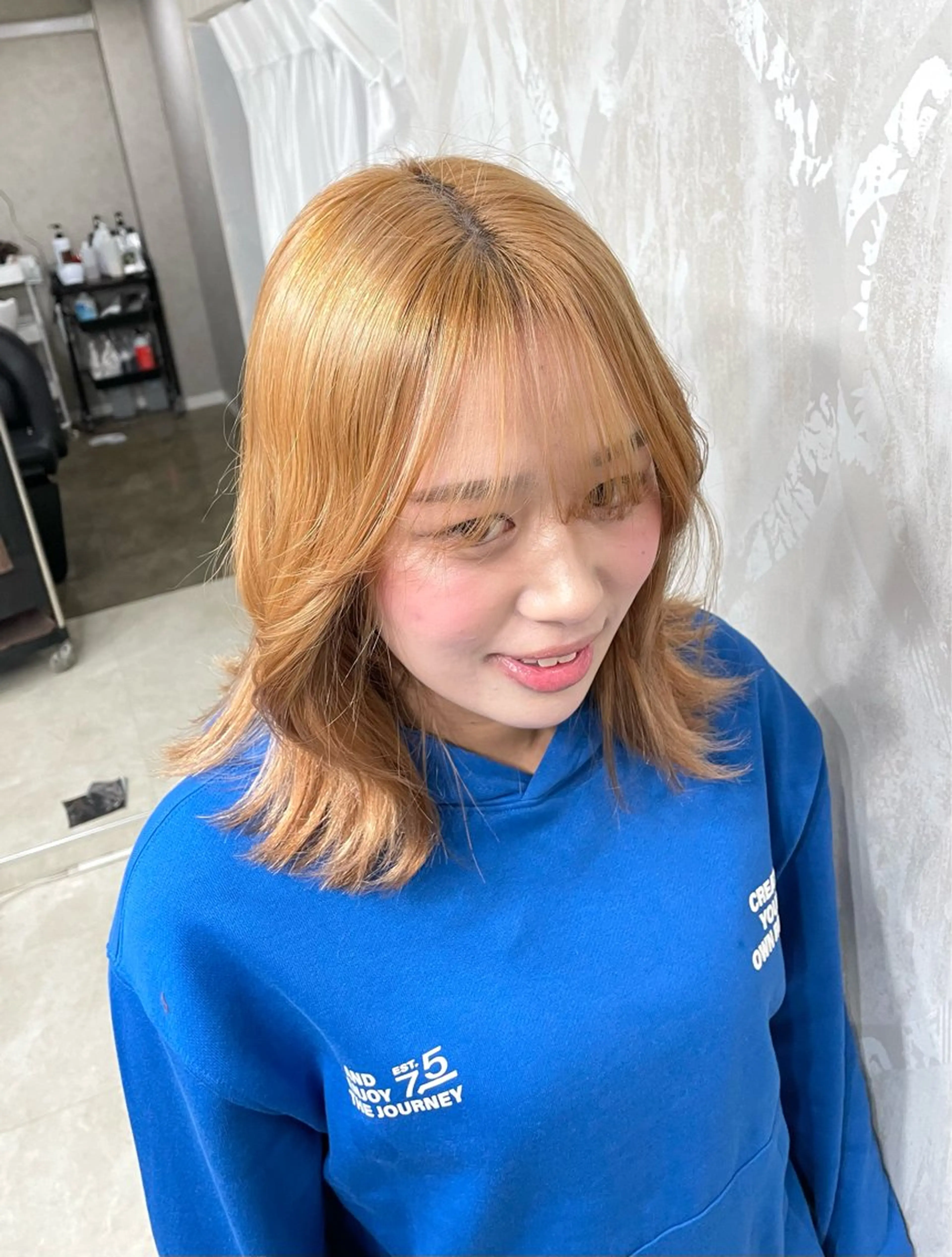 ミディアム カラー ヘアカラー トリートメント ili心斎橋所属・🩵ハイトーン/ レイヤーYUZU🩵のヘアスタイル