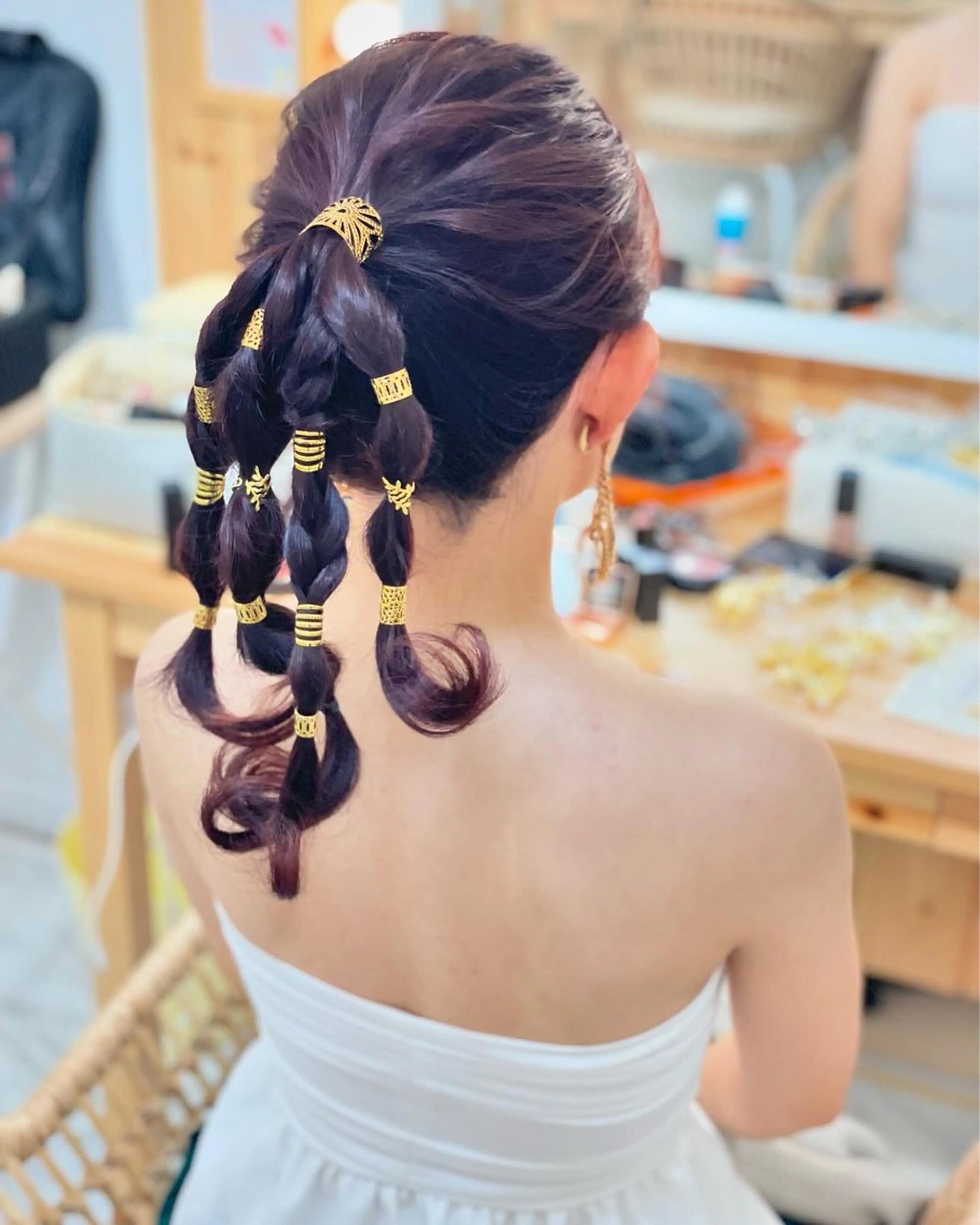 ヘアアレンジ 鷲見 望のヘアスタイル
