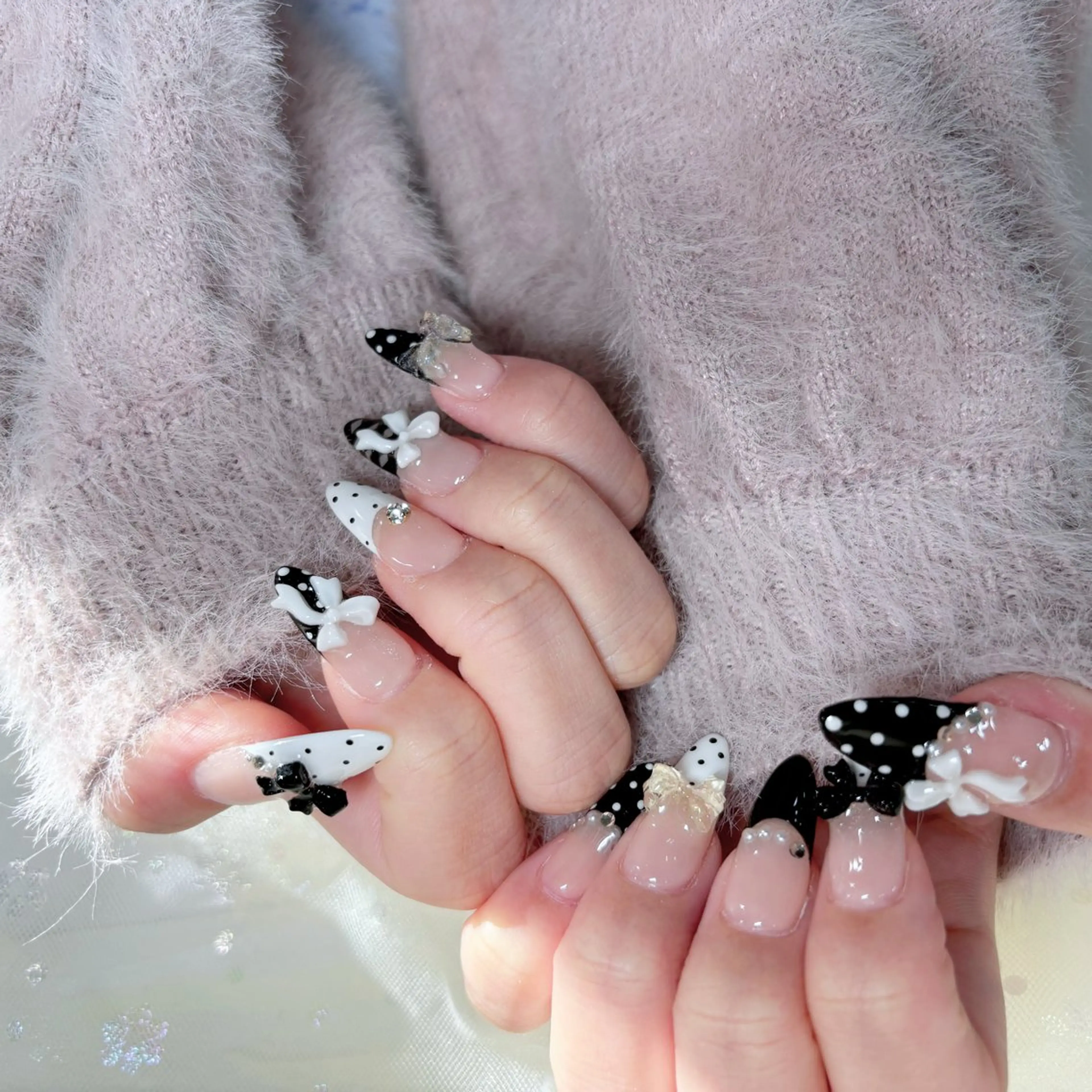 ネイル ハンドネイル H3 Nail Tsuki🦋💙のネイルデザイン