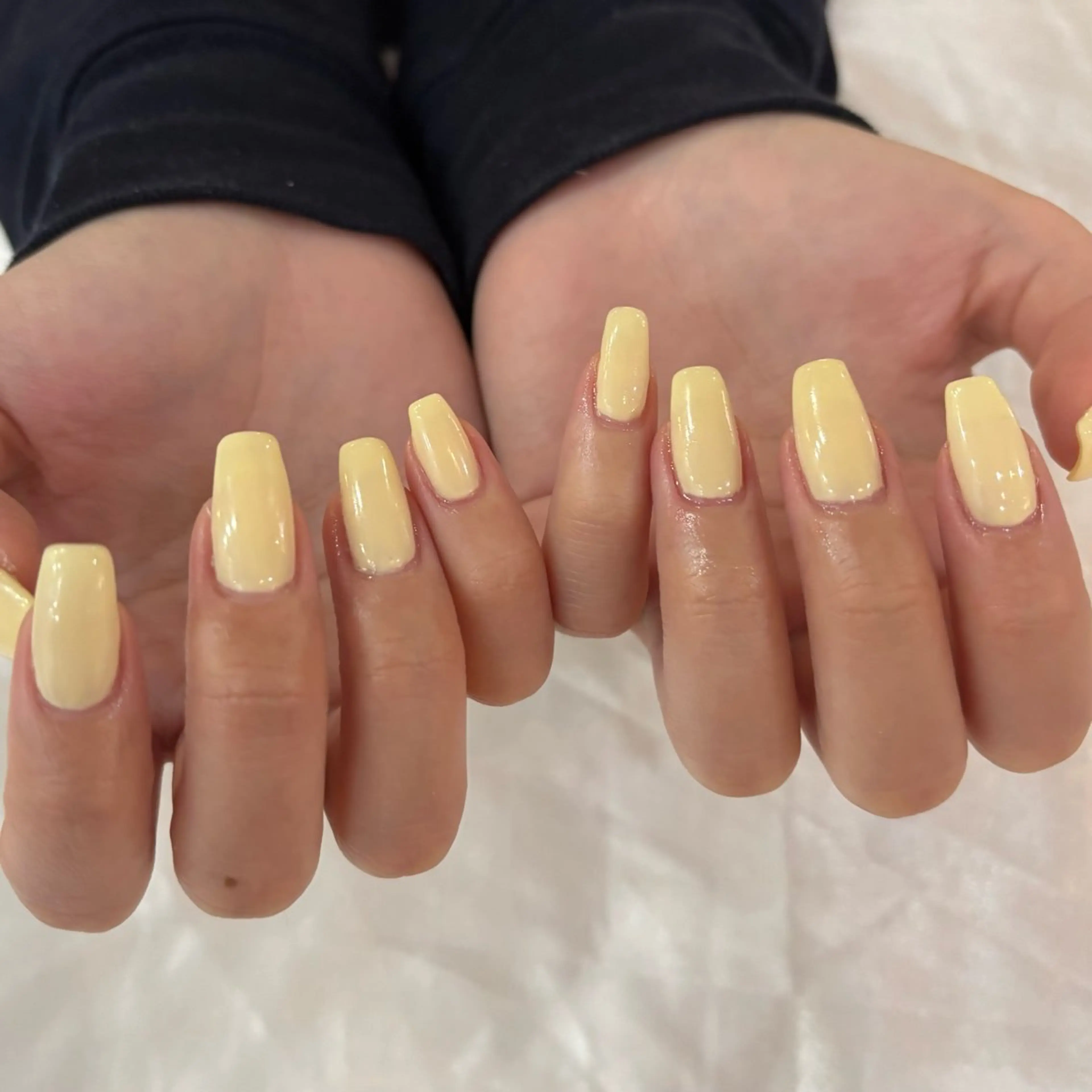 ネイル MARIE NAILS 大阪梅田店所属・藤原 舞衣のネイルデザイン