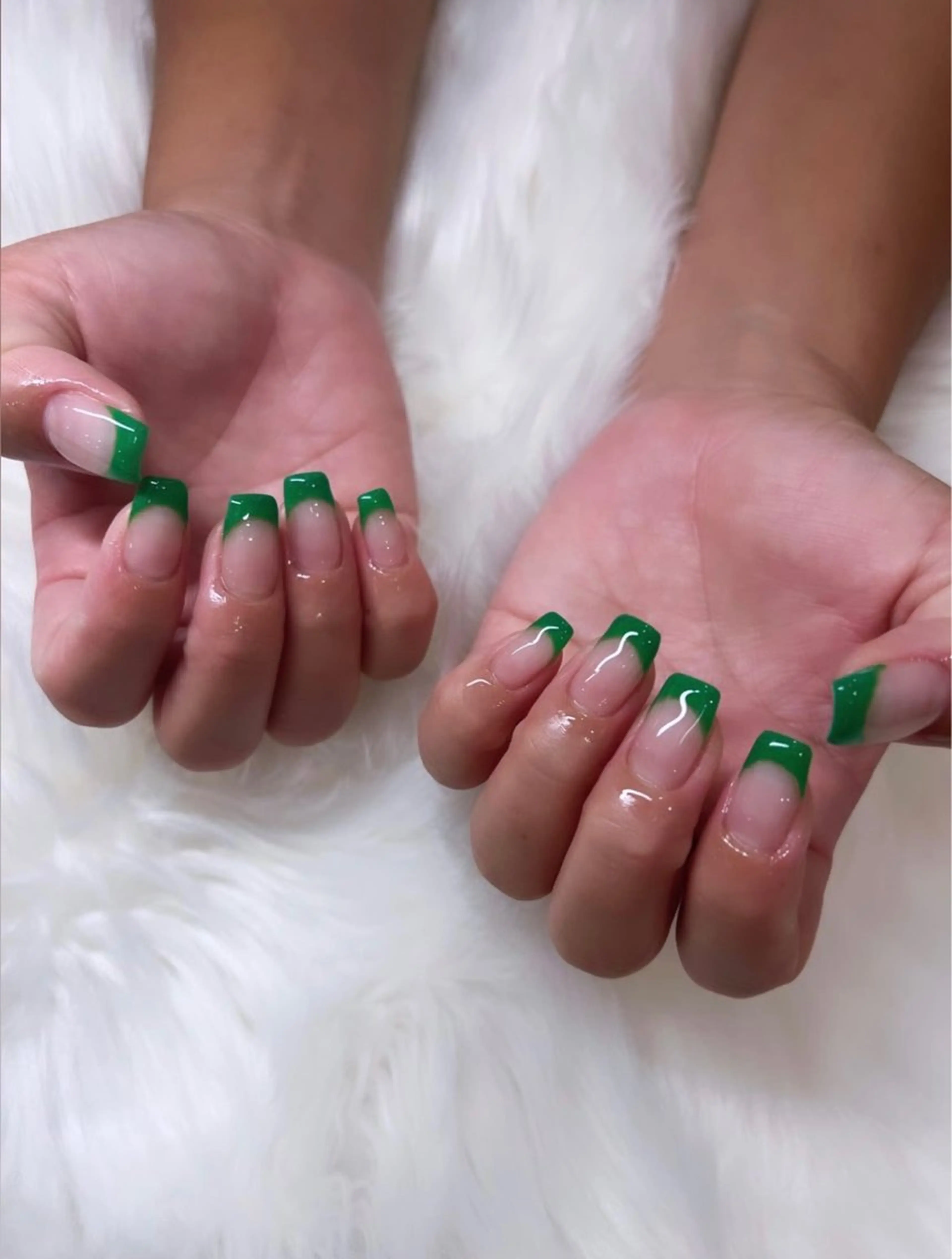 ネイル RÊVIA所属・RÊVIA (レヴィア)のネイルデザイン