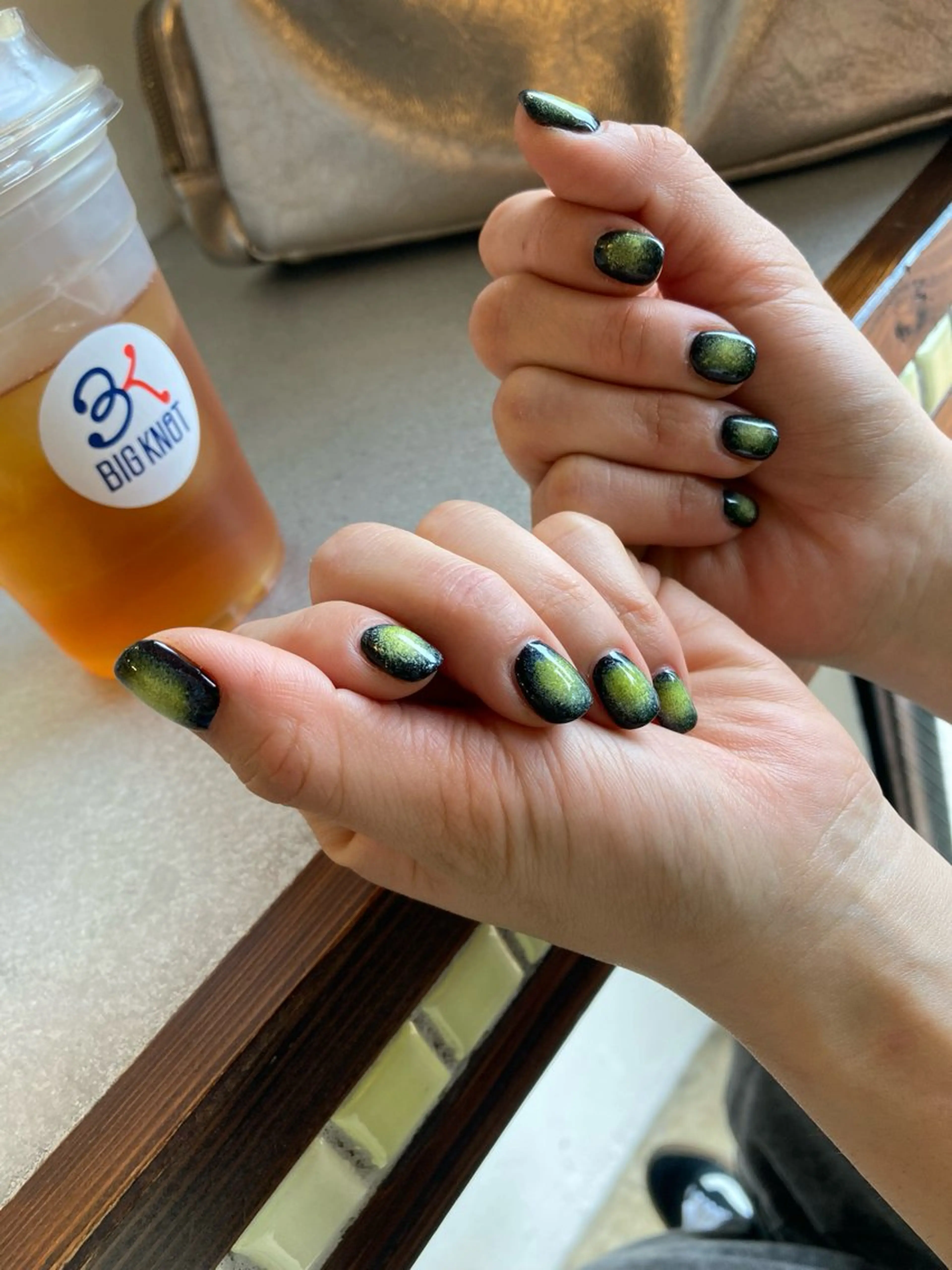 ネイル グラデーション ハンドネイル ハンドケア 爪の絵描き屋　ミテネイル所属・爪の絵描き屋 ミテネイルのネイルデザイン