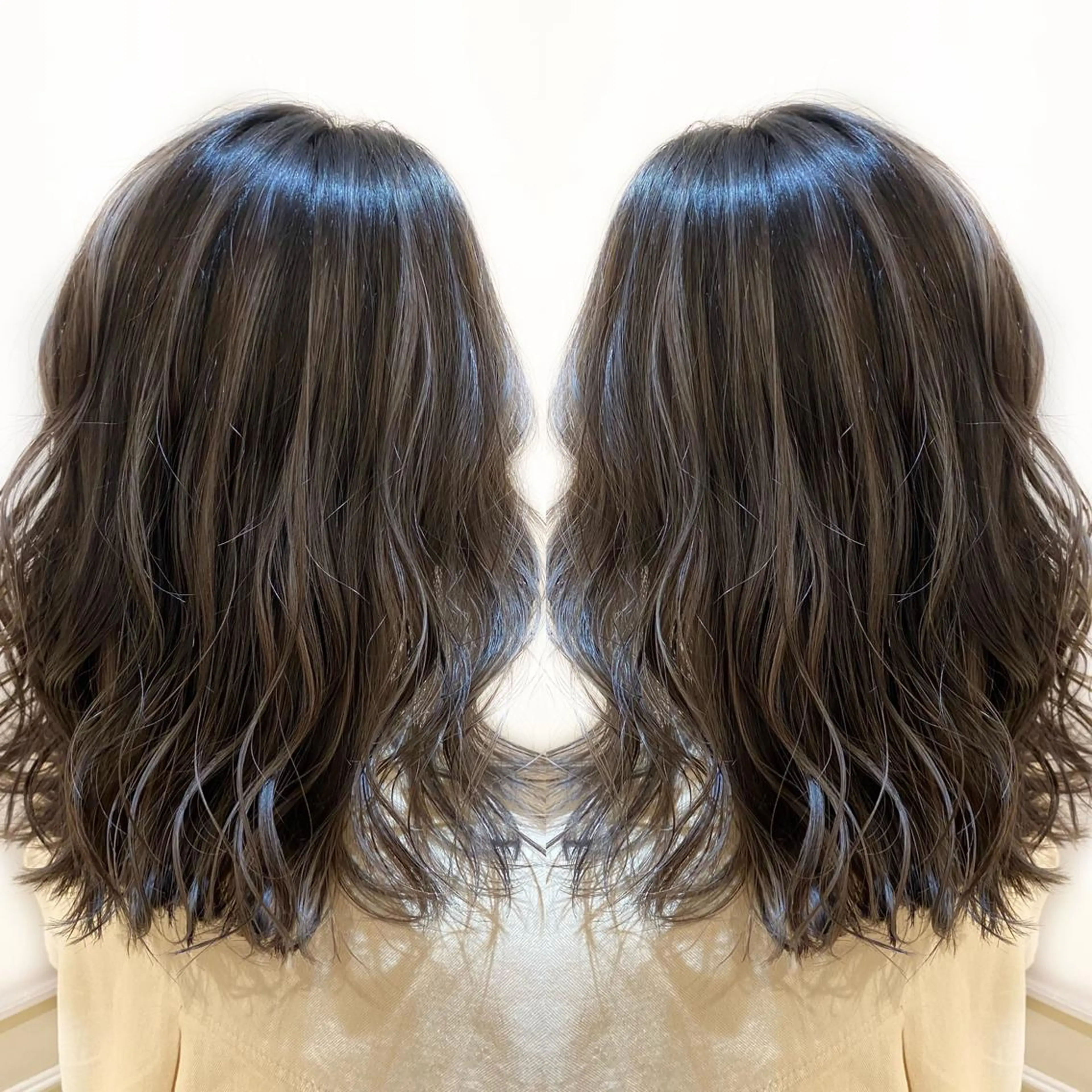 ミディアム カラー ブリーチ カット トリートメント ご予約 宜しくお願いします！のヘアスタイル