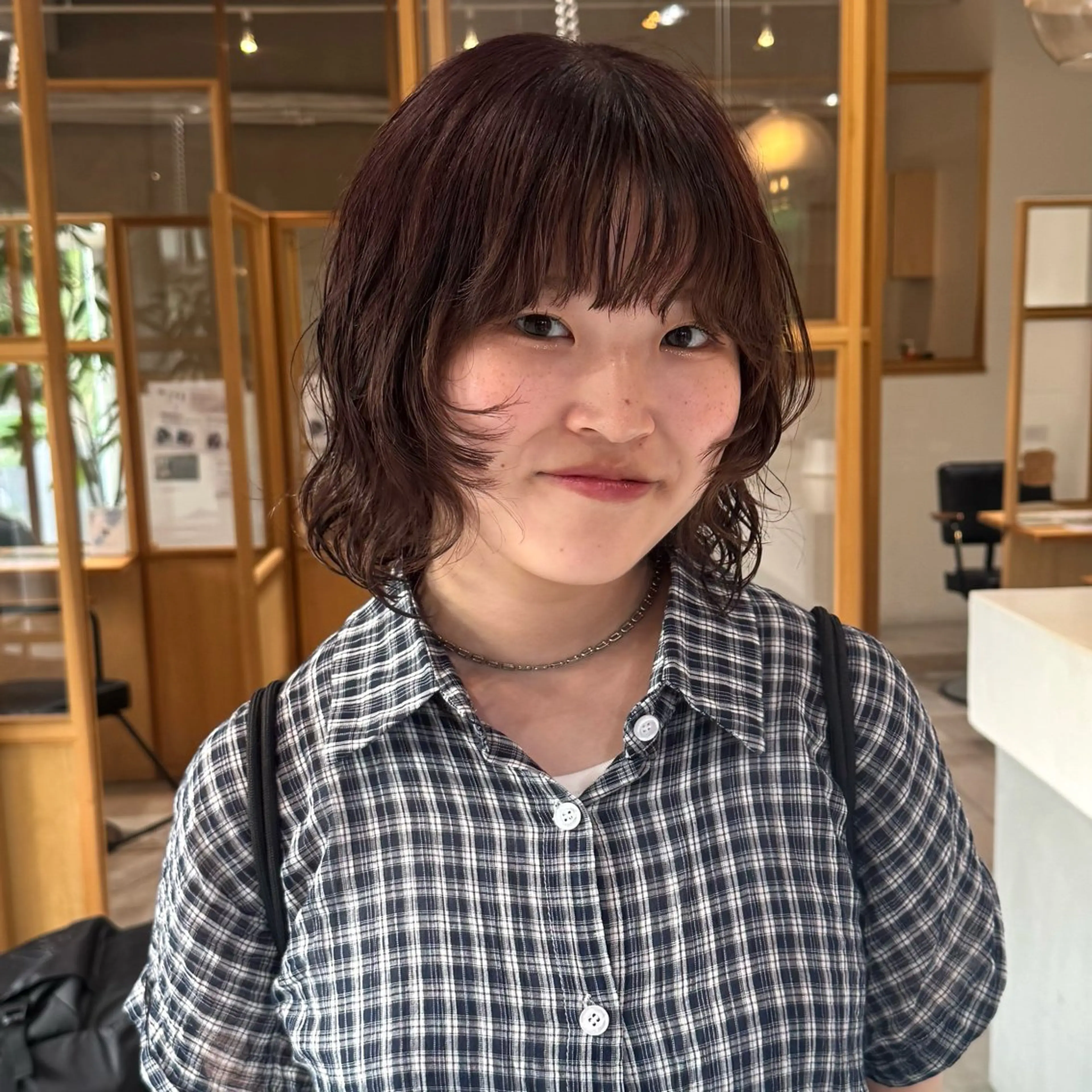 ミディアム FERIA かりんのヘアスタイル