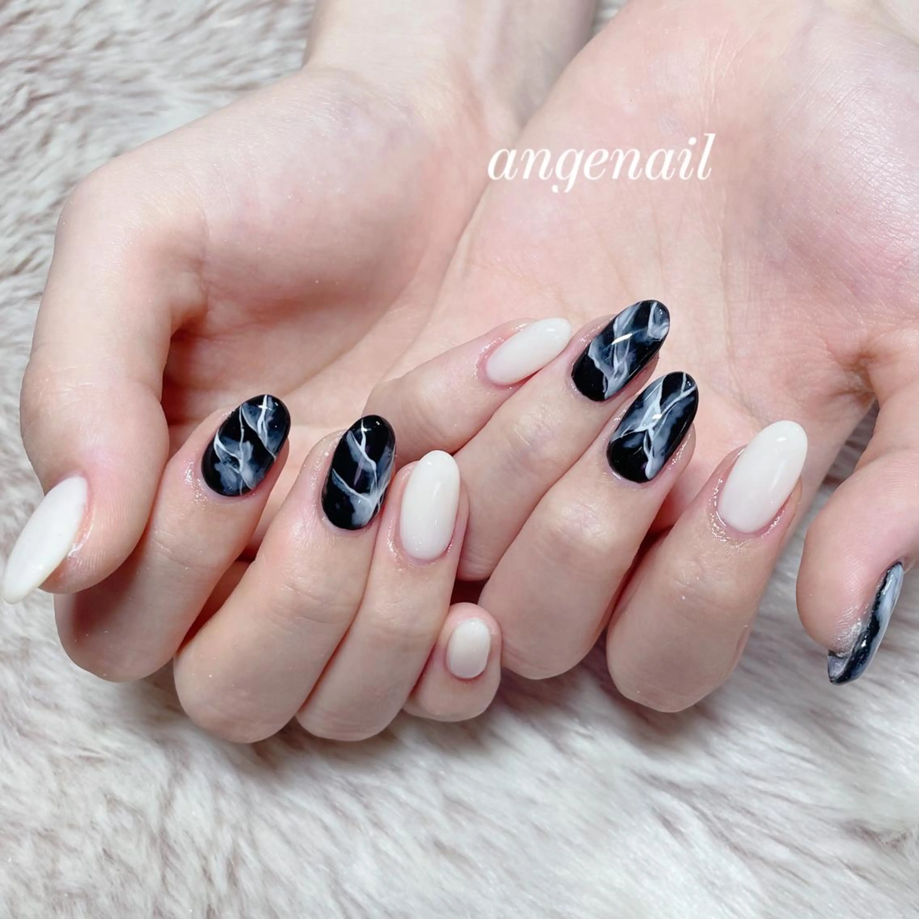 ネイル ハンドネイル オーナーネイリスト MAKIのネイルデザイン