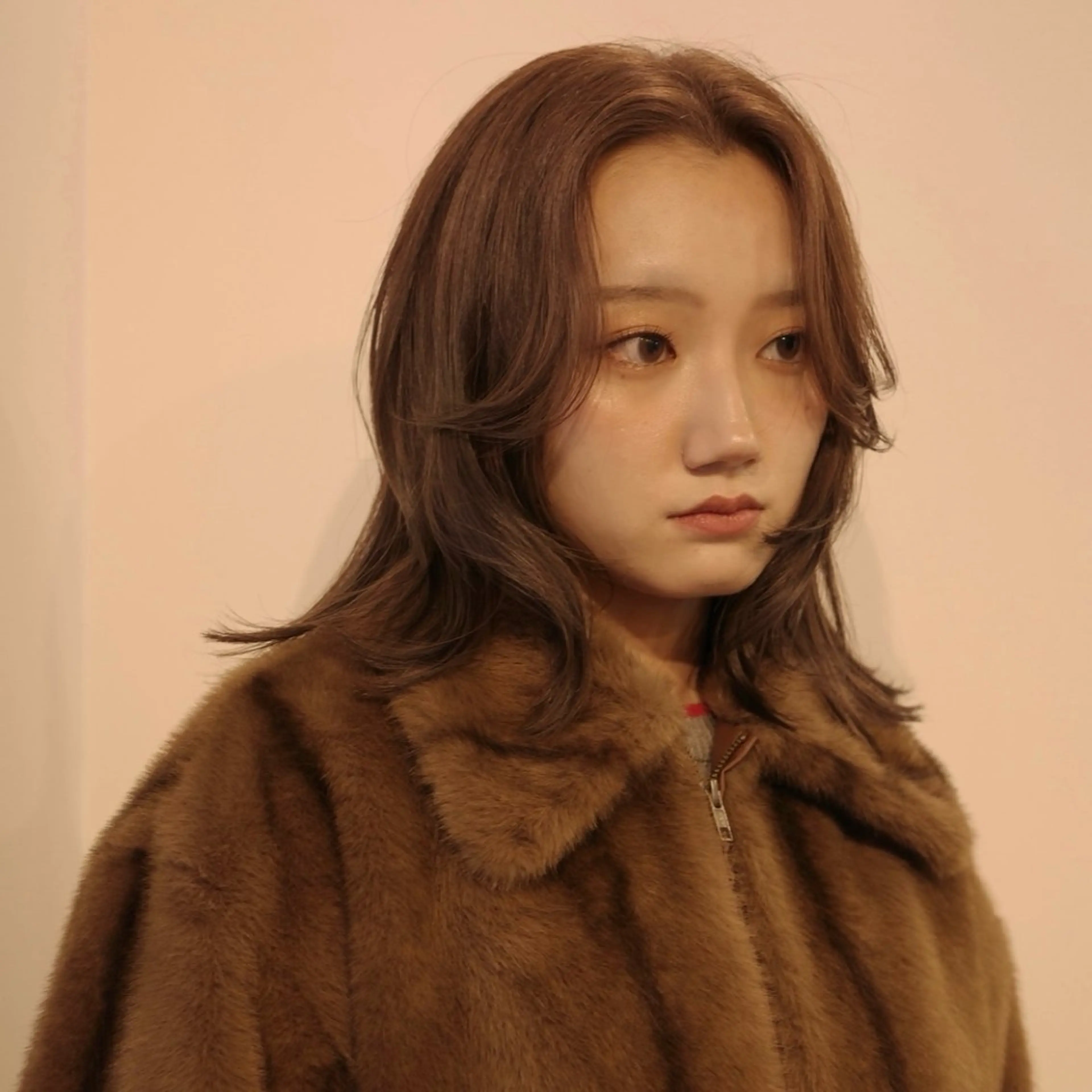 ミディアム カラー ヘアカラー arisa/暖色 /伏見/レイヤーのヘアスタイル