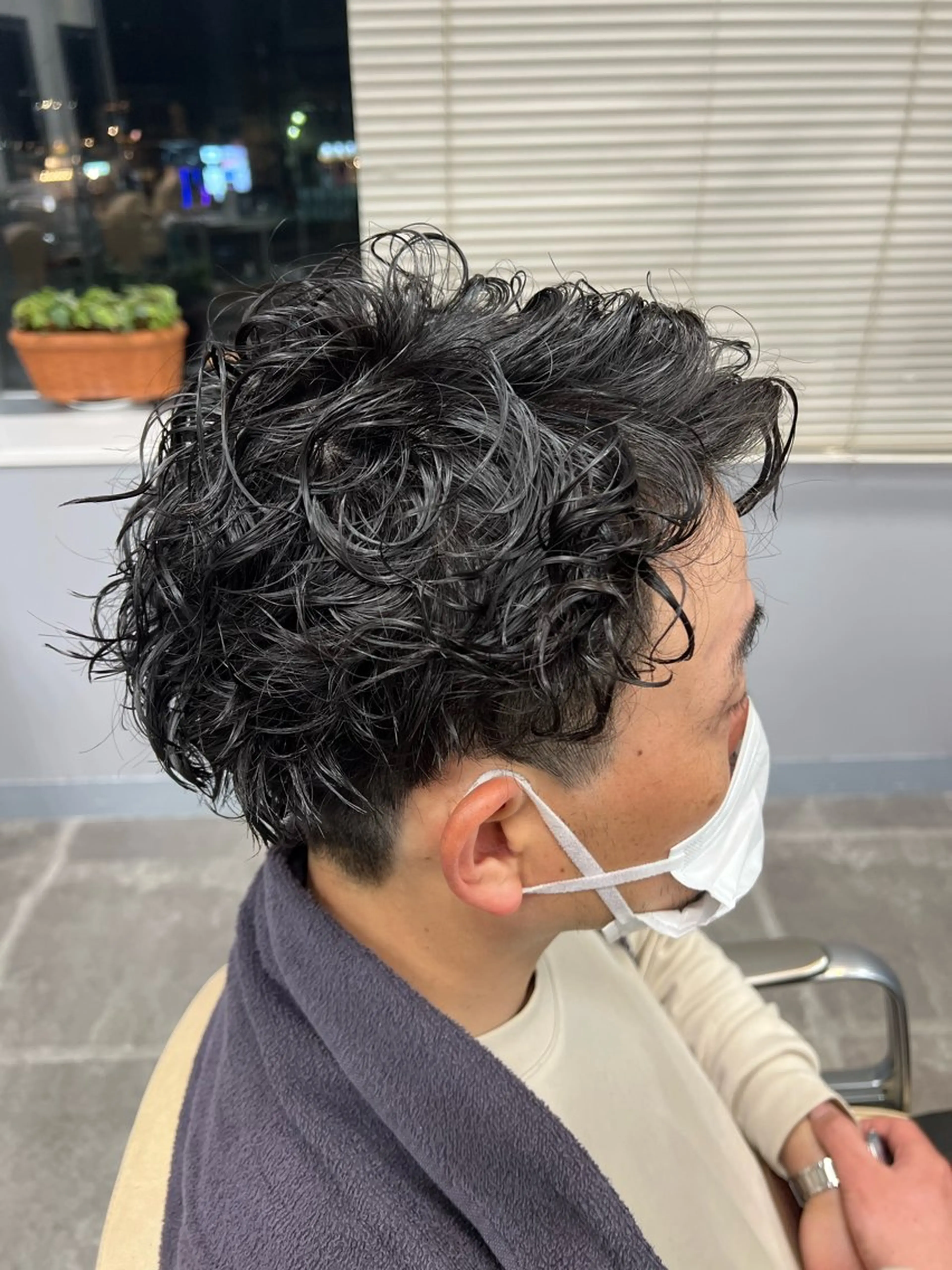 ショート パーマ アートラッシュフォーヘア所属・柴田 新菜のヘアスタイル