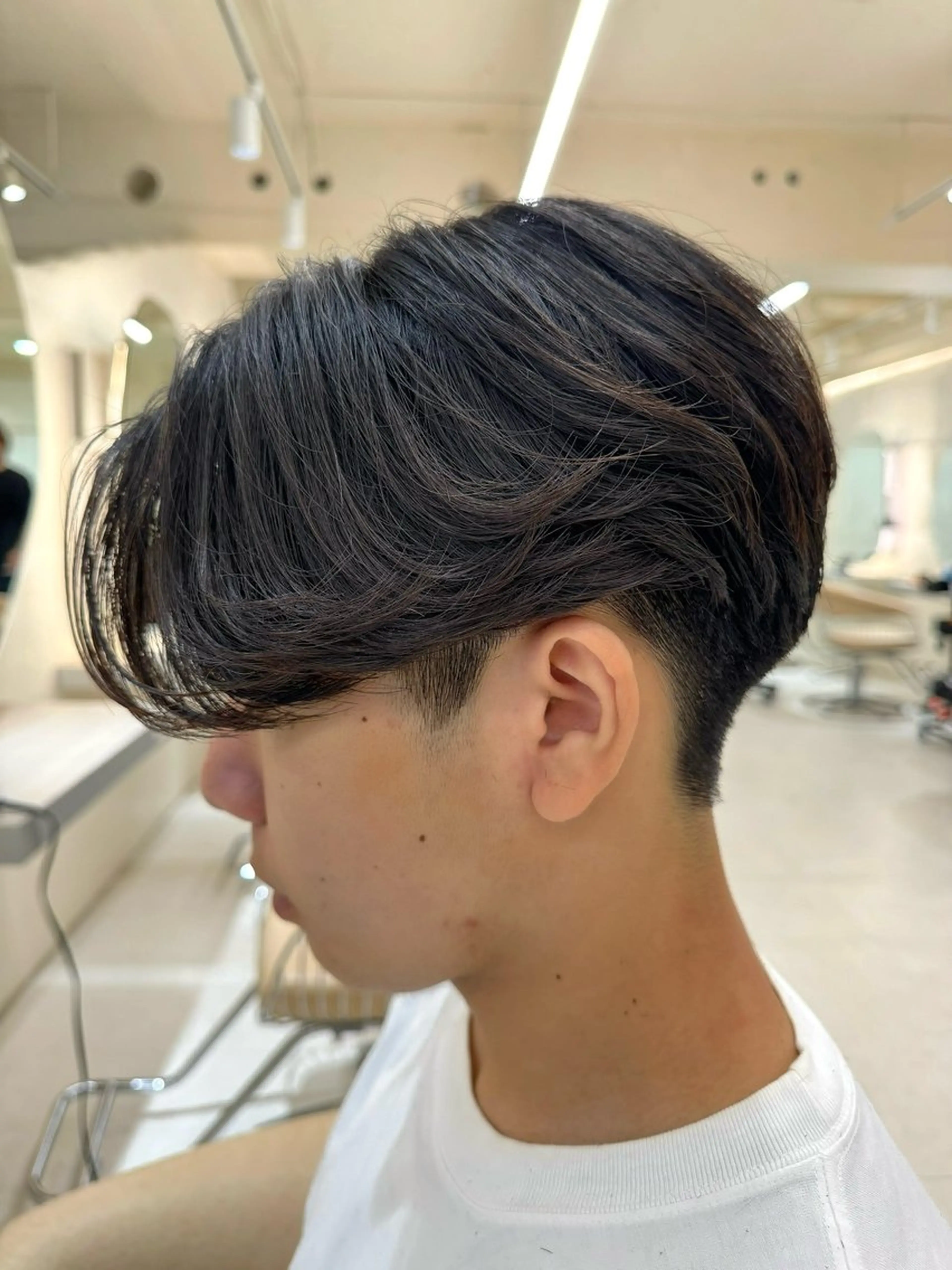 ショート パーマ メンズ センターパート メンズパーマ ニュアンスパーマ nico TOKYO 横浜所属・横浜/レイヤー/ カネコのヘアスタイル