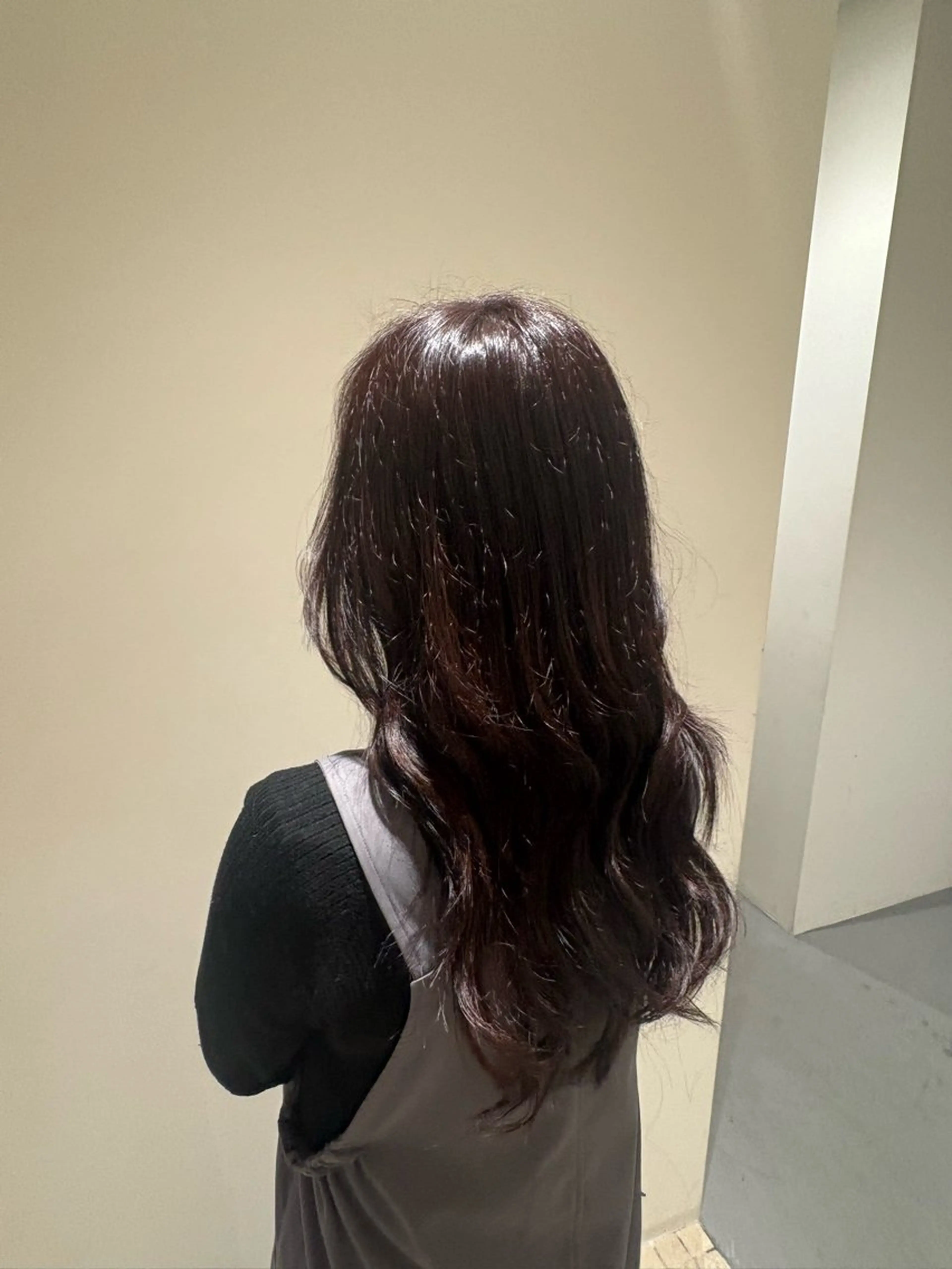 ロング ヘアカラー こすげ あさみのヘアスタイル