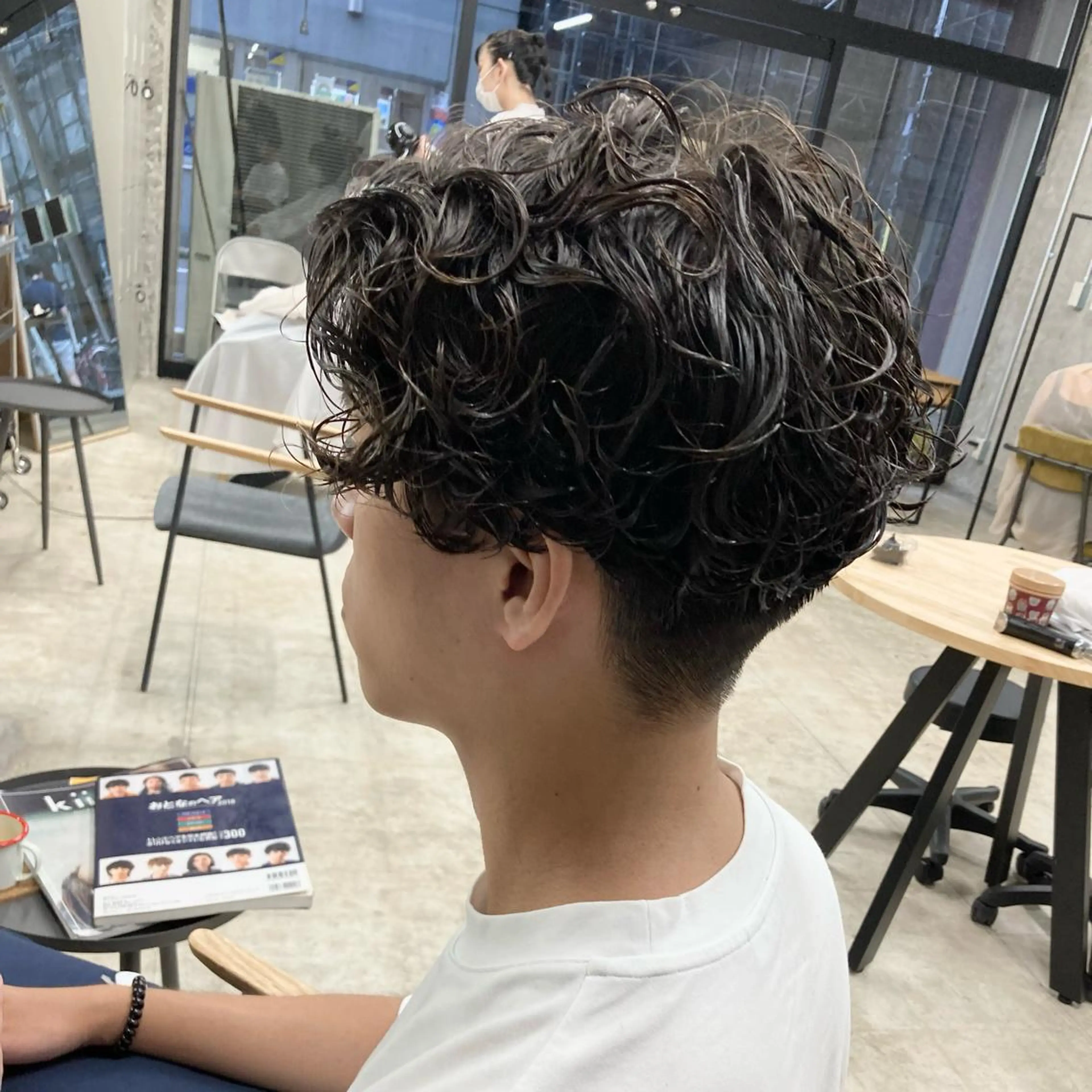 ショート パーマ メンズ 🟢ウルフ／スパイラ ルパーマ／大西🟢のヘアスタイル