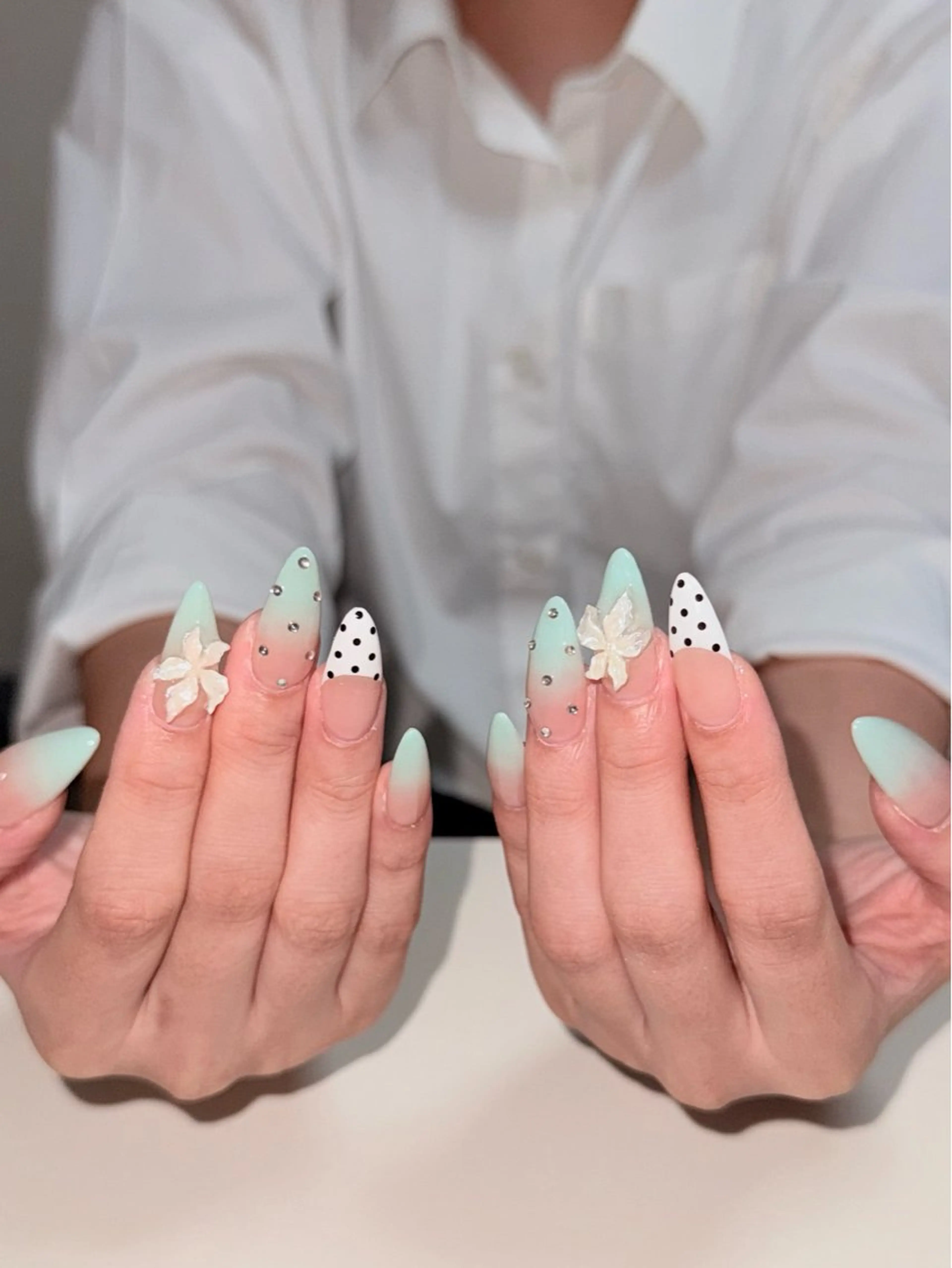ネイル ハンドネイル BERA NAILSのネイルデザイン