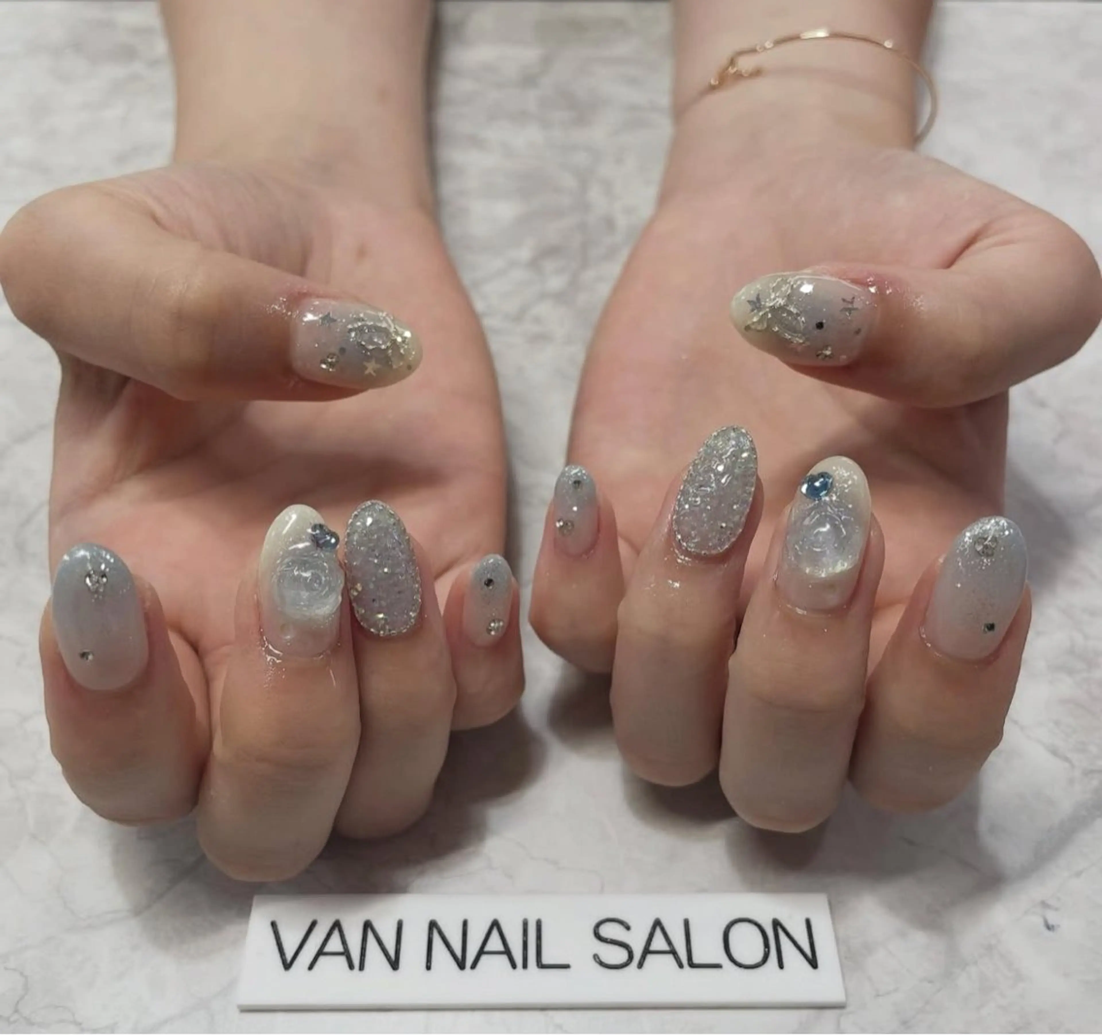 ネイル ハンドネイル Van Nail Salonのネイルデザイン