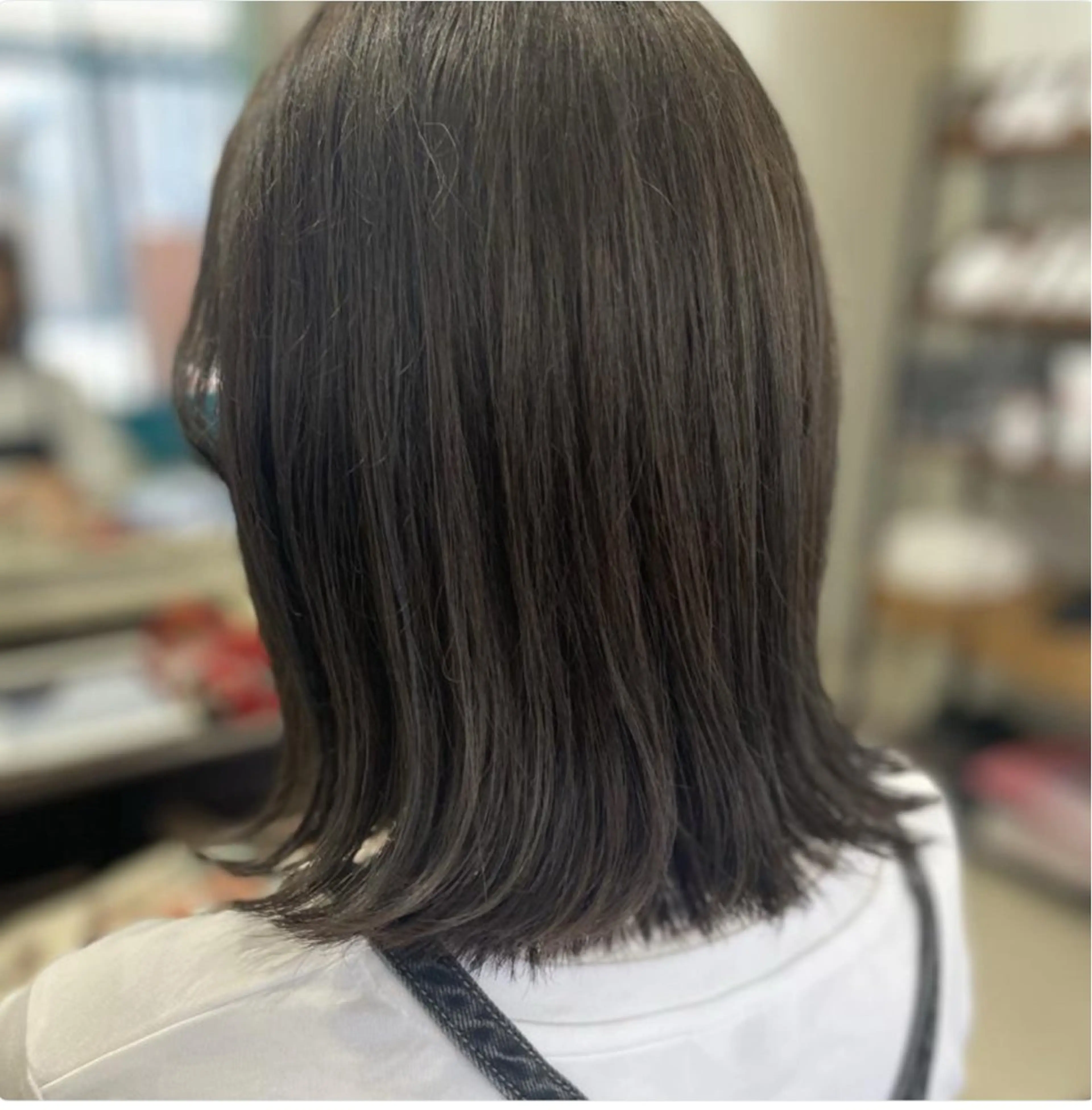 ミディアム ニュアンスカラー 川野莉空のヘアスタイル