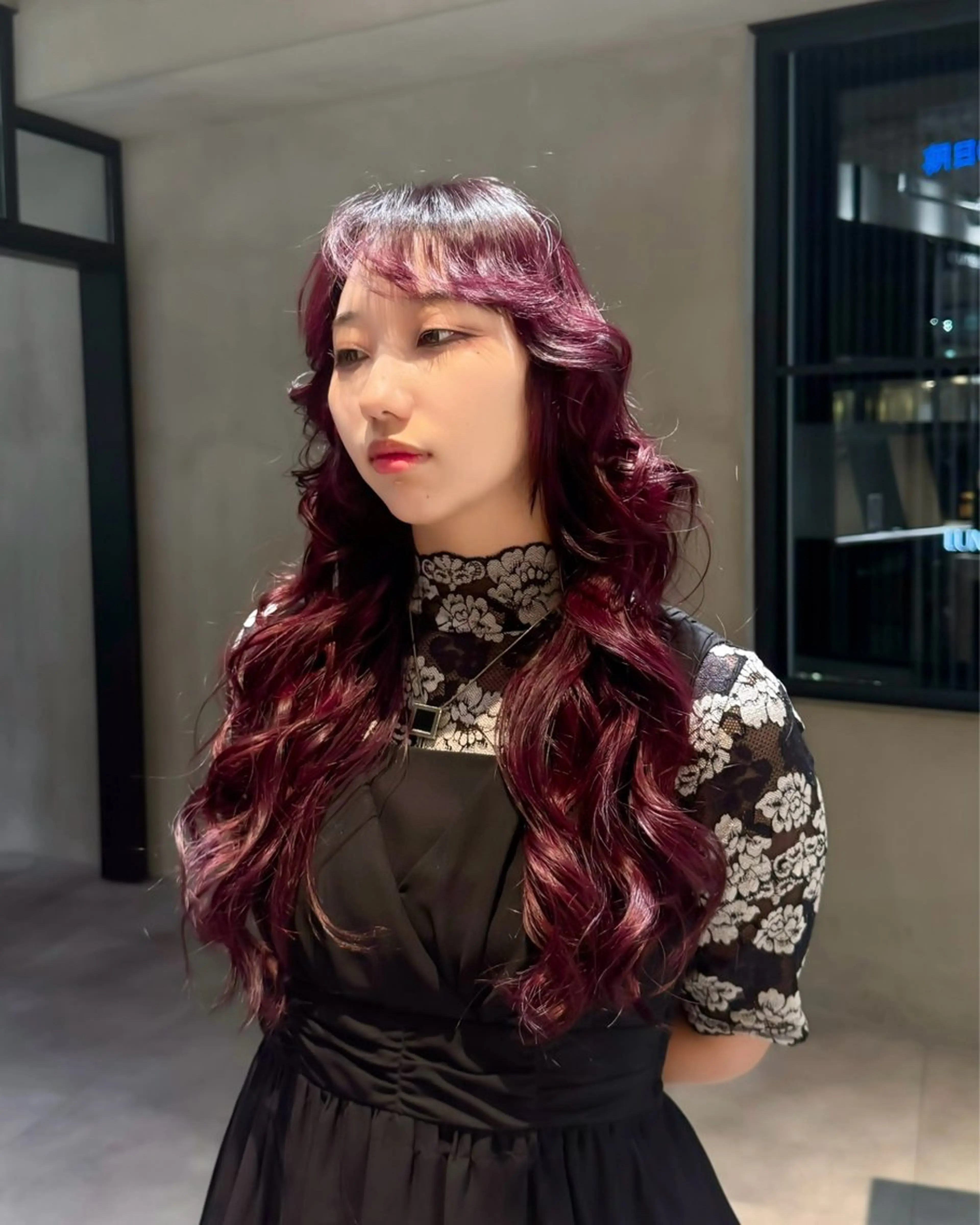 ロング カラー 小田 晃瑛のヘアスタイル