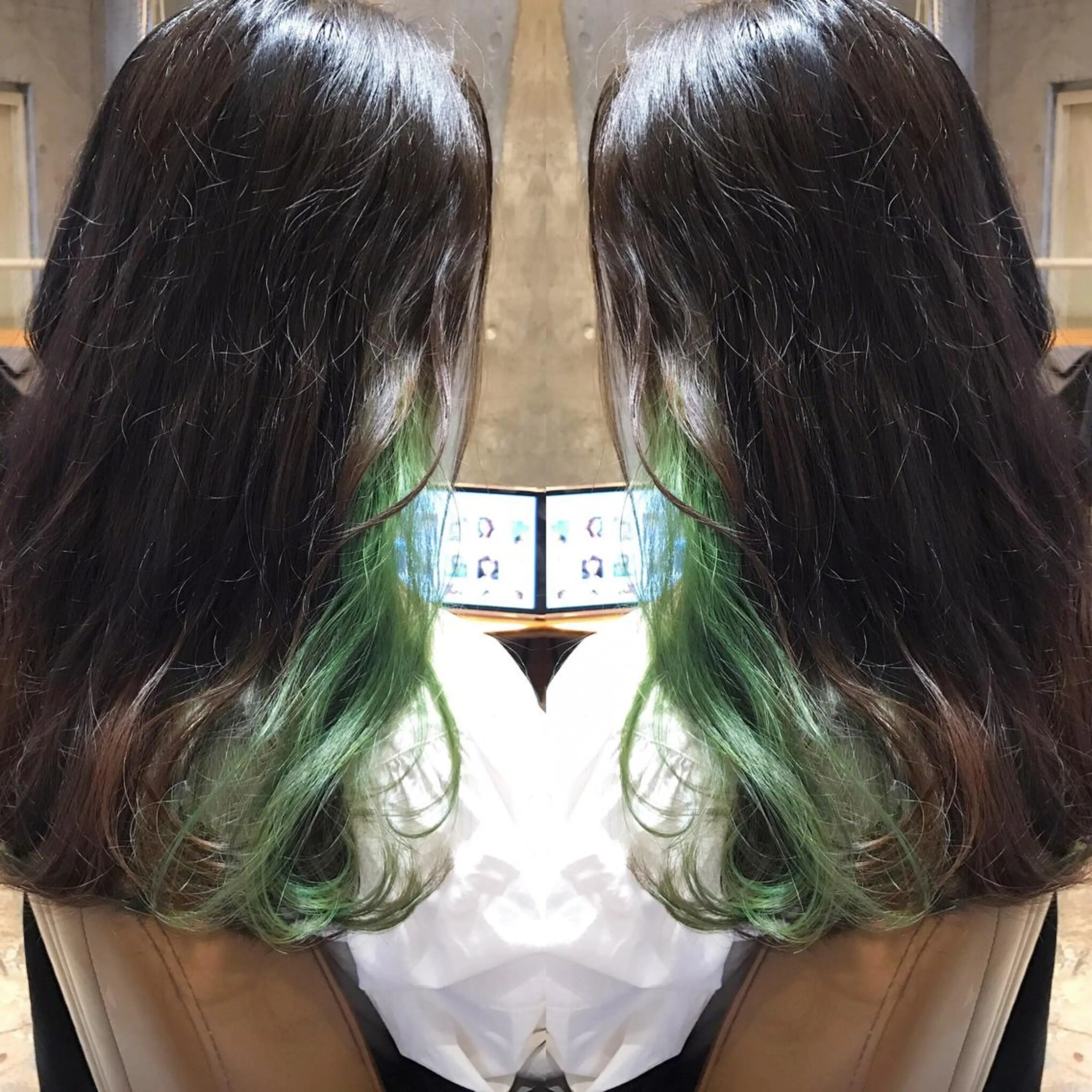 セミロング カラー パーマ ヘアアレンジ メンズ キッズ ネイル マツエク・マツパ ダブルカラー グリーン サロンドミルク 原宿のヘアスタイル