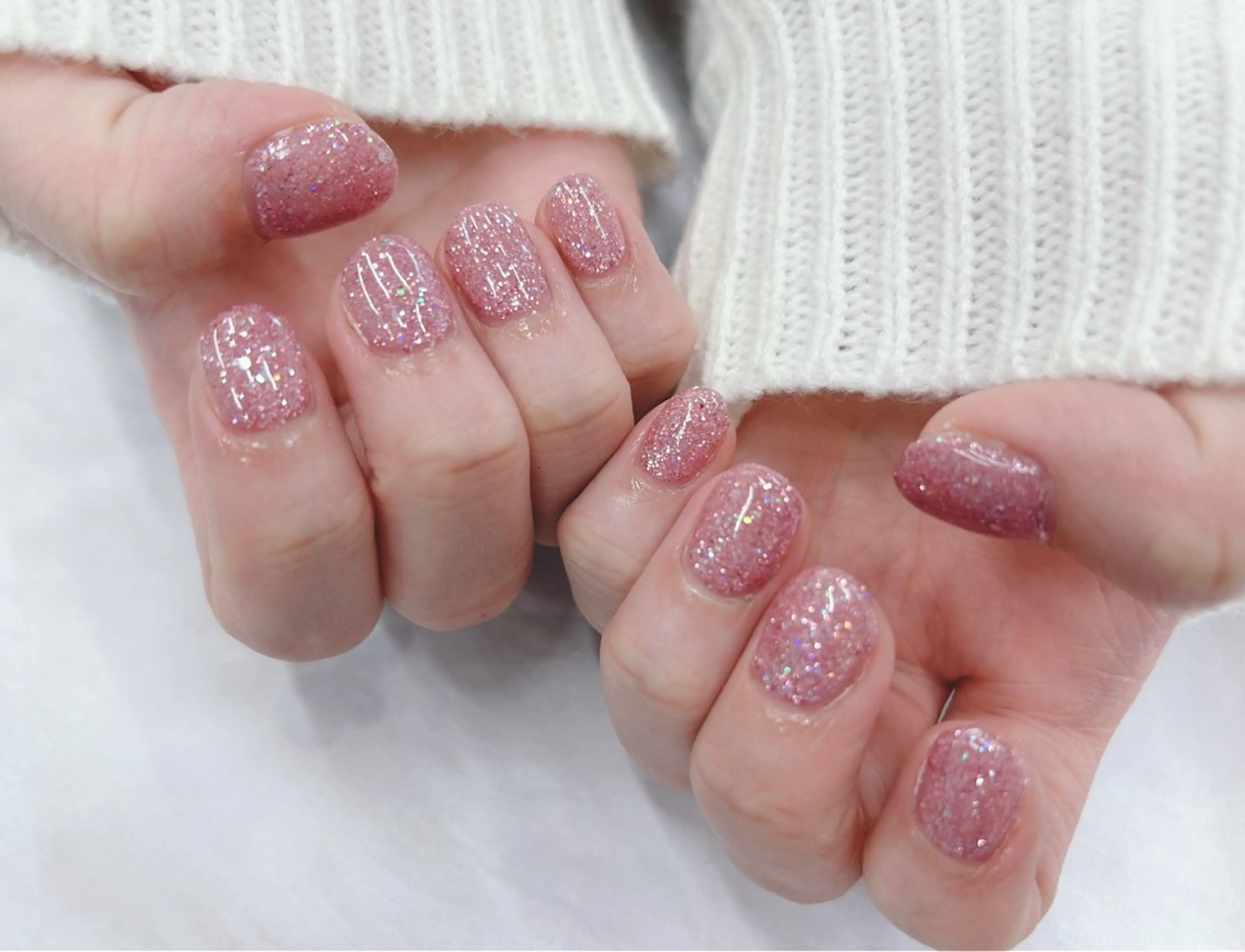 ネイル ラメ(グリッター) ピンク ハンドネイル Nail Salon agré所属・agré ネイルサロン　アグレのネイルデザイン
