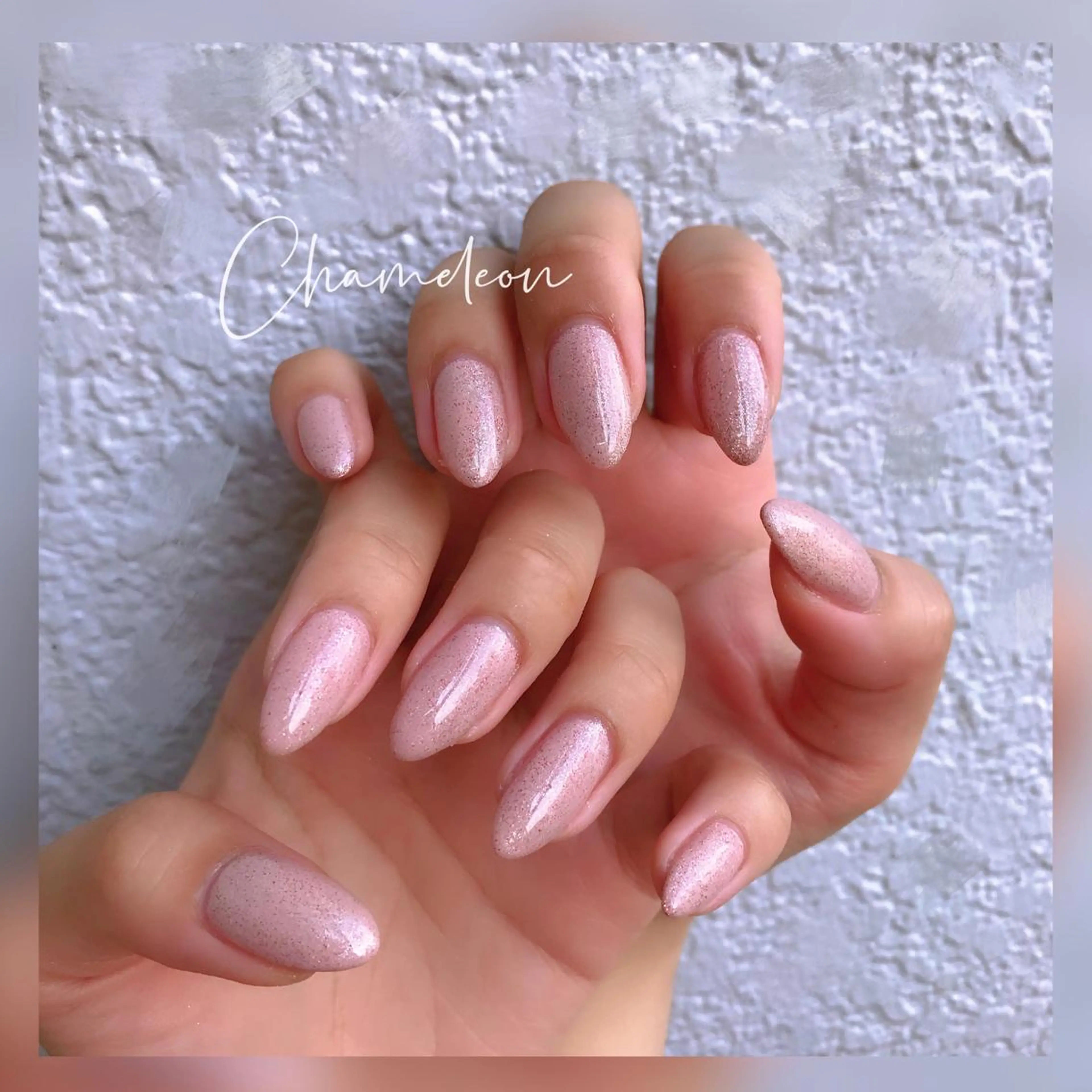 ネイル ジェルネイル ラメ(グリッター) ミラーネイル 《カメレオン》 西田美輝のヘアスタイル