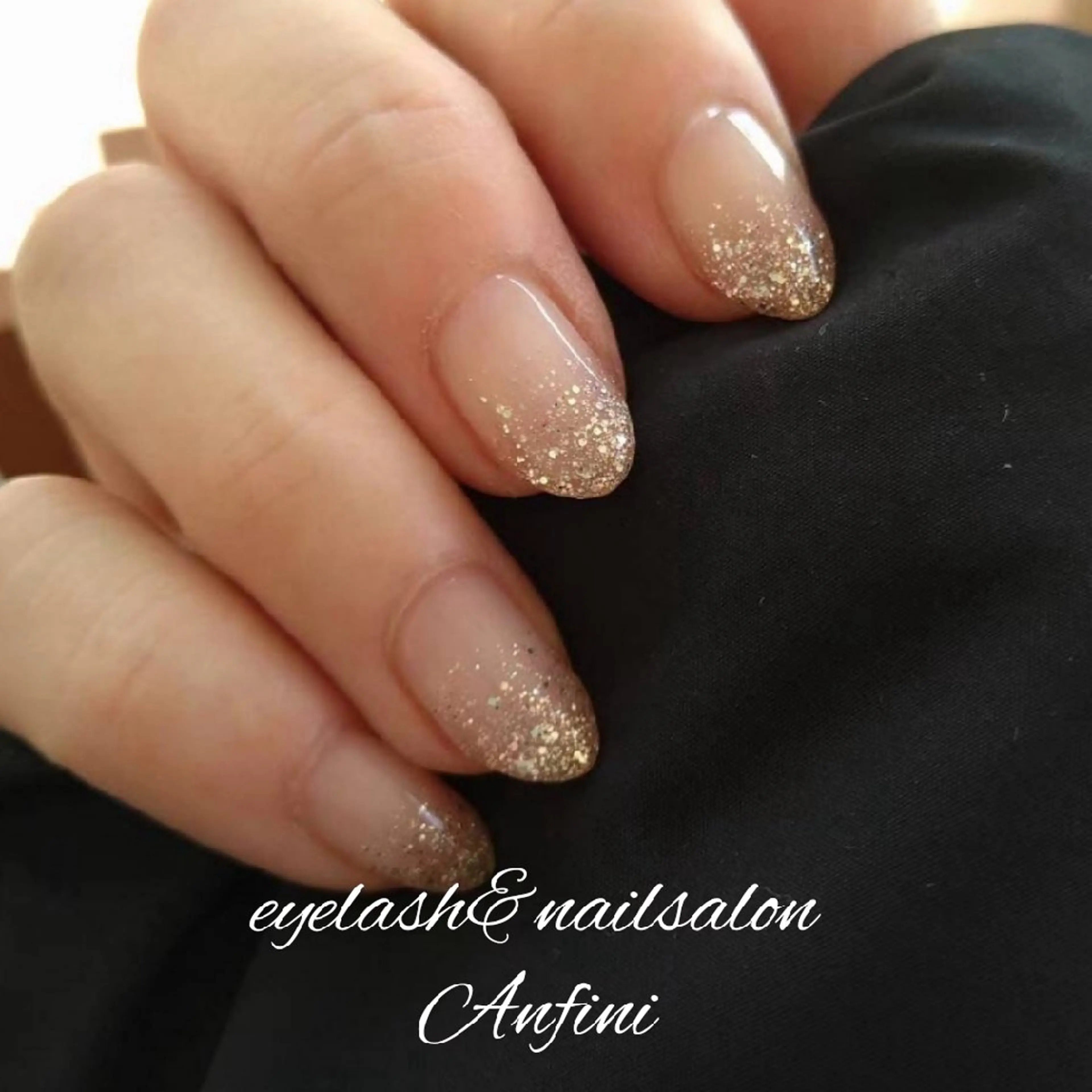 ネイル グラデーション ラメ(グリッター) ラメグラデーション nailsalon Anfiniのネイルデザイン