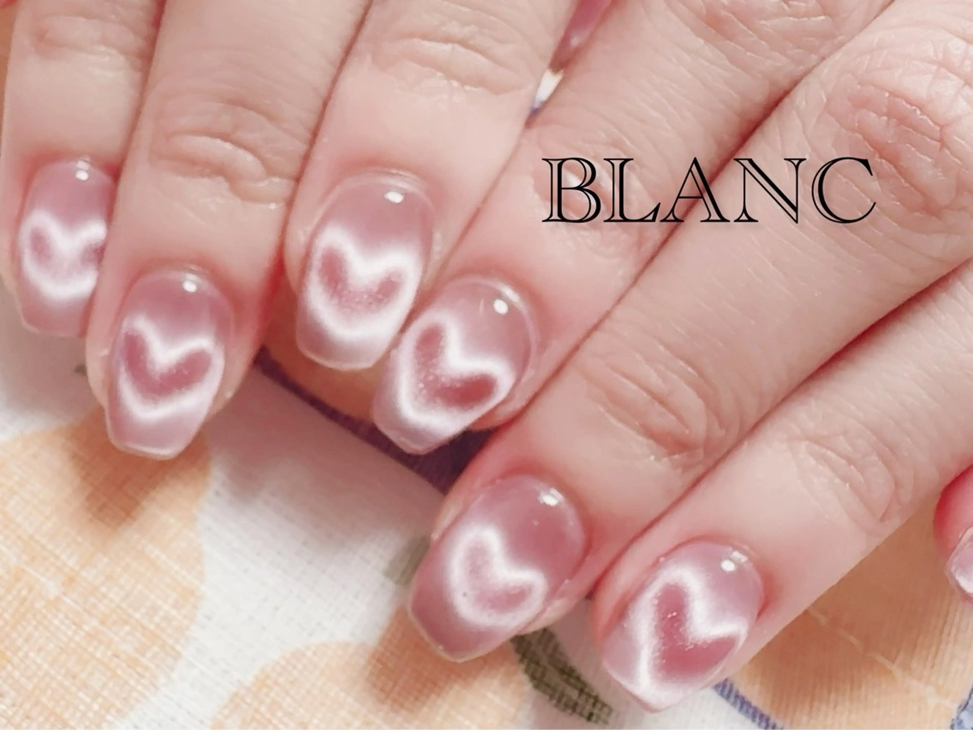 ネイル アートネイル 長さ出し ジェルネイル グラデーション ハート BLANC （ブラン）のネイルデザイン