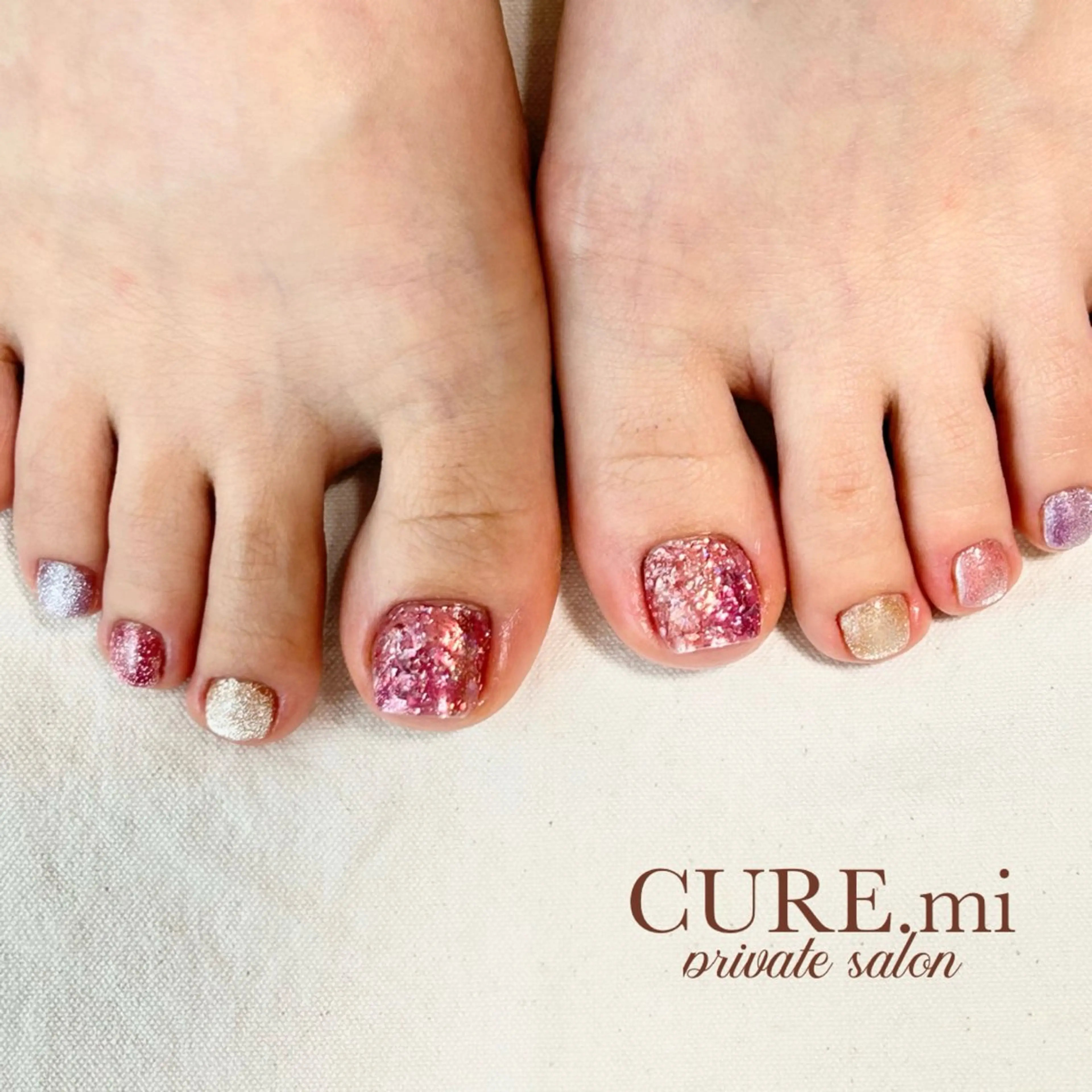 ネイル オーロラネイル フラッシュネイル フットネイル キラキラネイル マグネットネイル フットネイル 伊藤 美香のその他イメージ