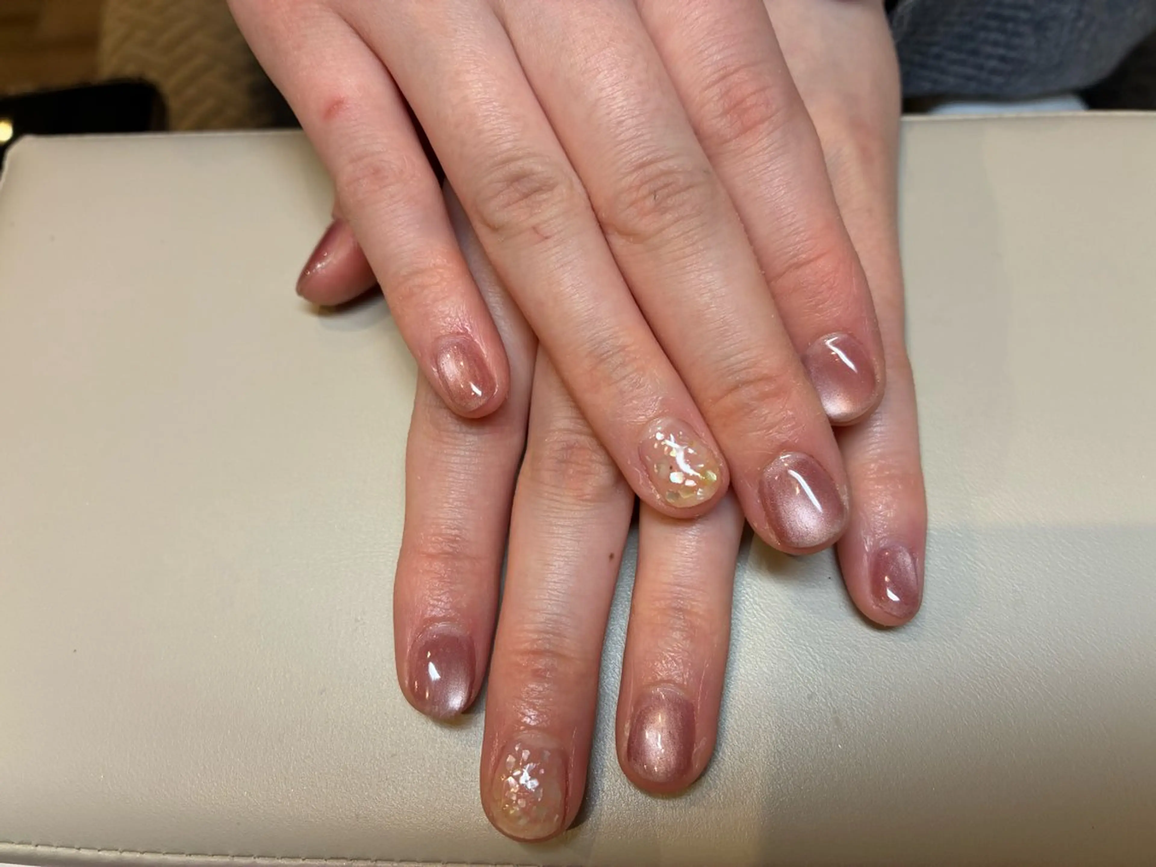 ネイル マグネットネイル ECRLN Atsumiのネイルデザイン