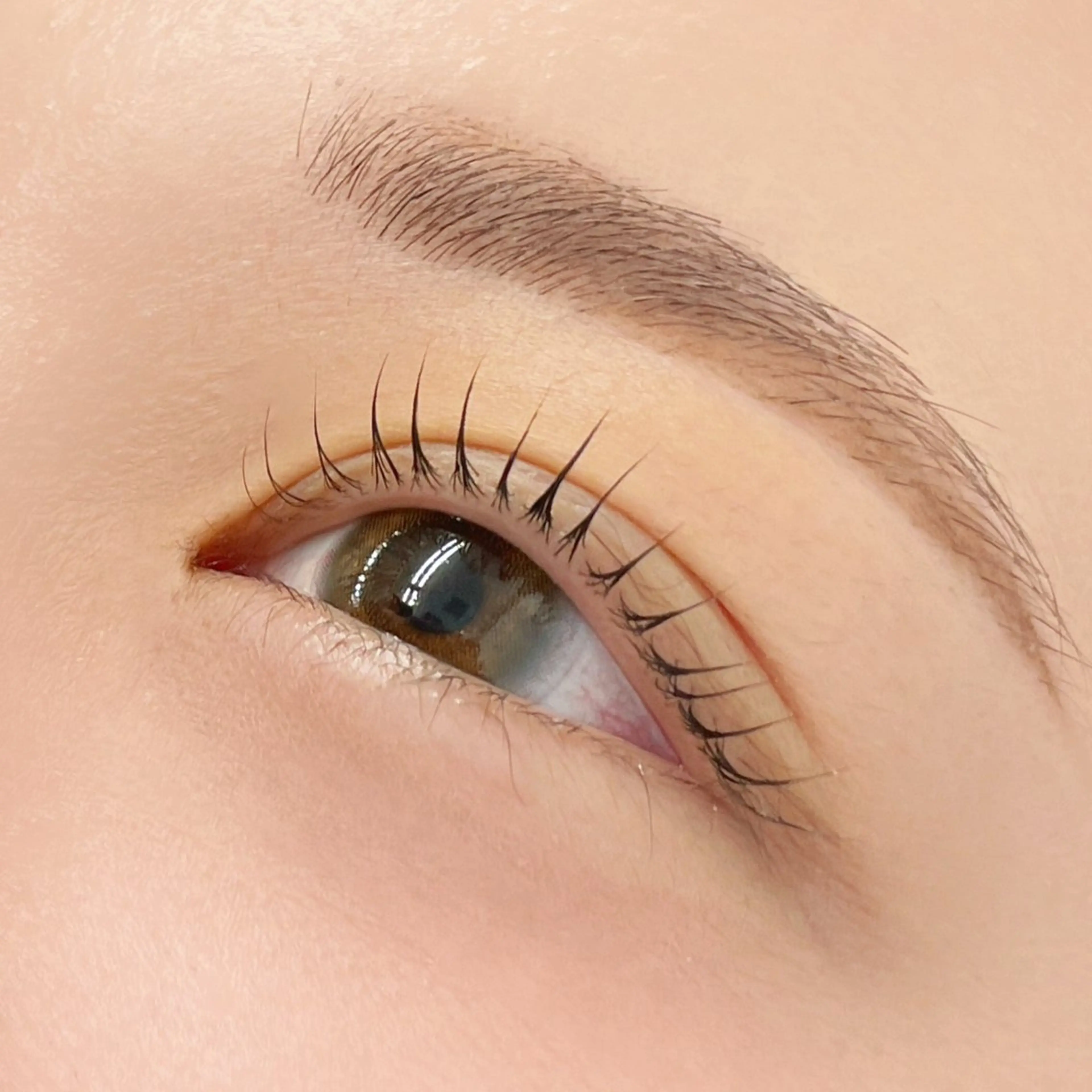 【パリジェンヌ】まつ毛の長さを最大限魅せる🤍🪄不動の人気デザインの写真