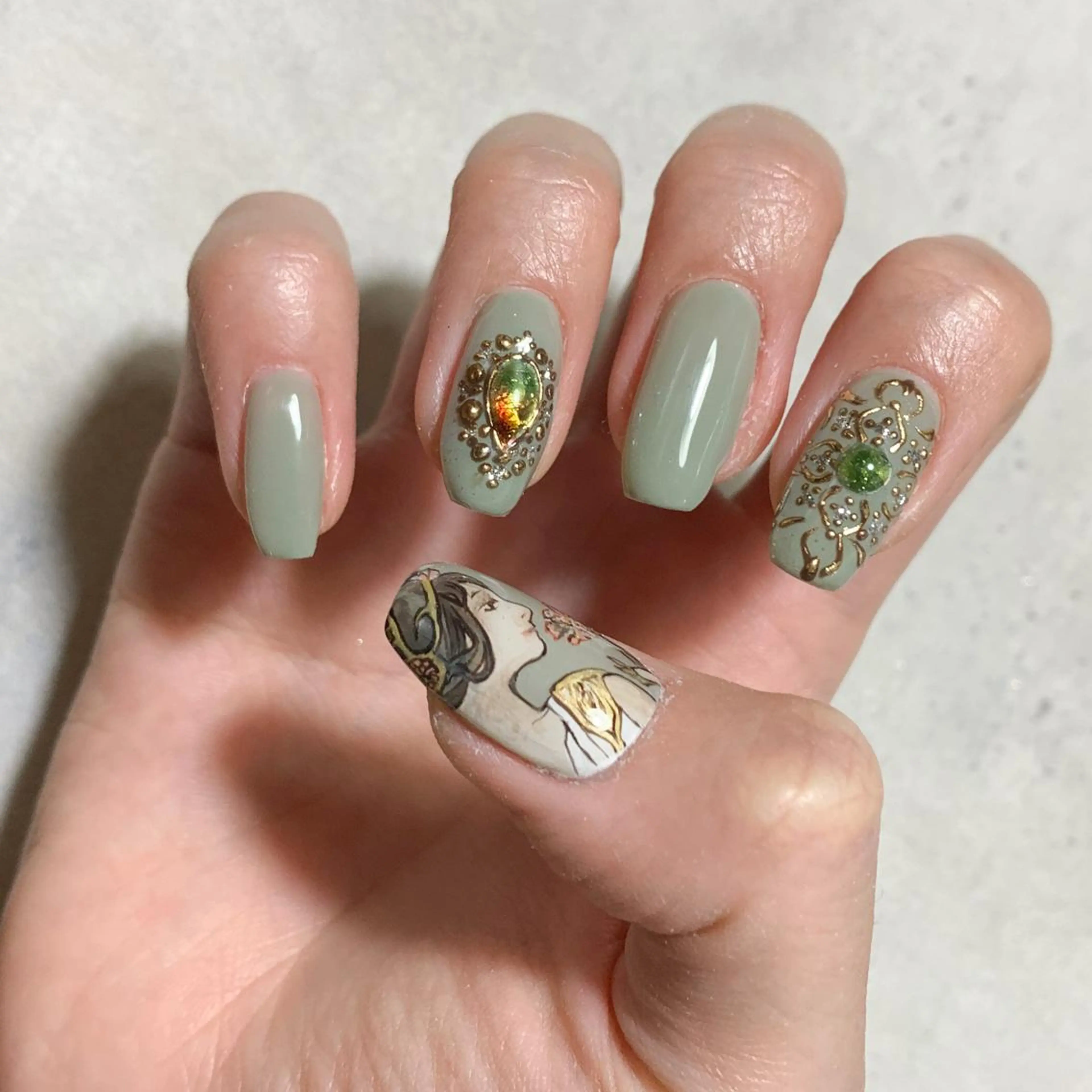 ネイル atelier　FIORITURA所属・FIORITURA aiのネイルデザイン