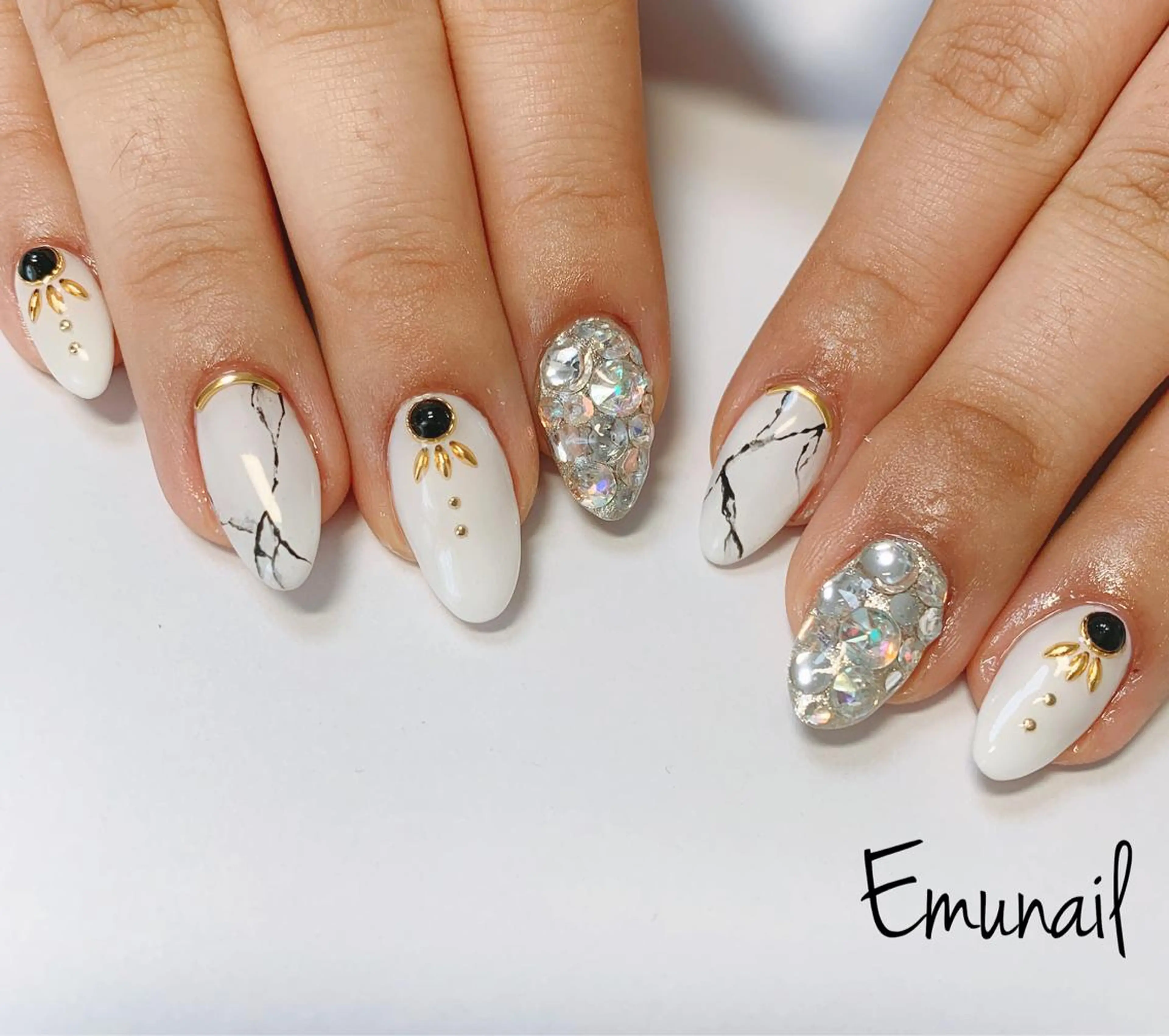 ネイル ハンドネイル Emu Nailのネイルデザイン
