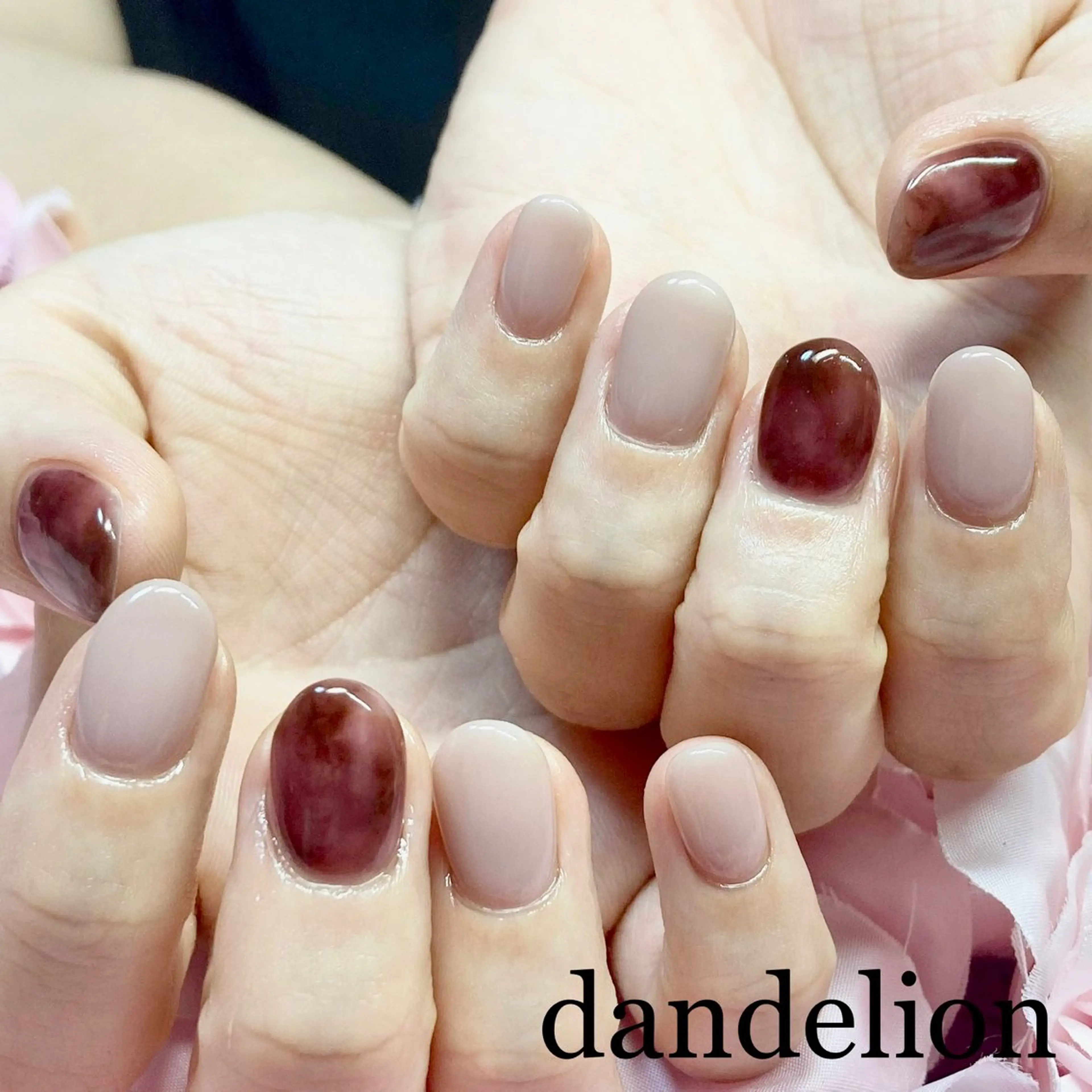 ネイル ハンドネイル ハンドケア dandelion ダンデライオンのネイルデザイン