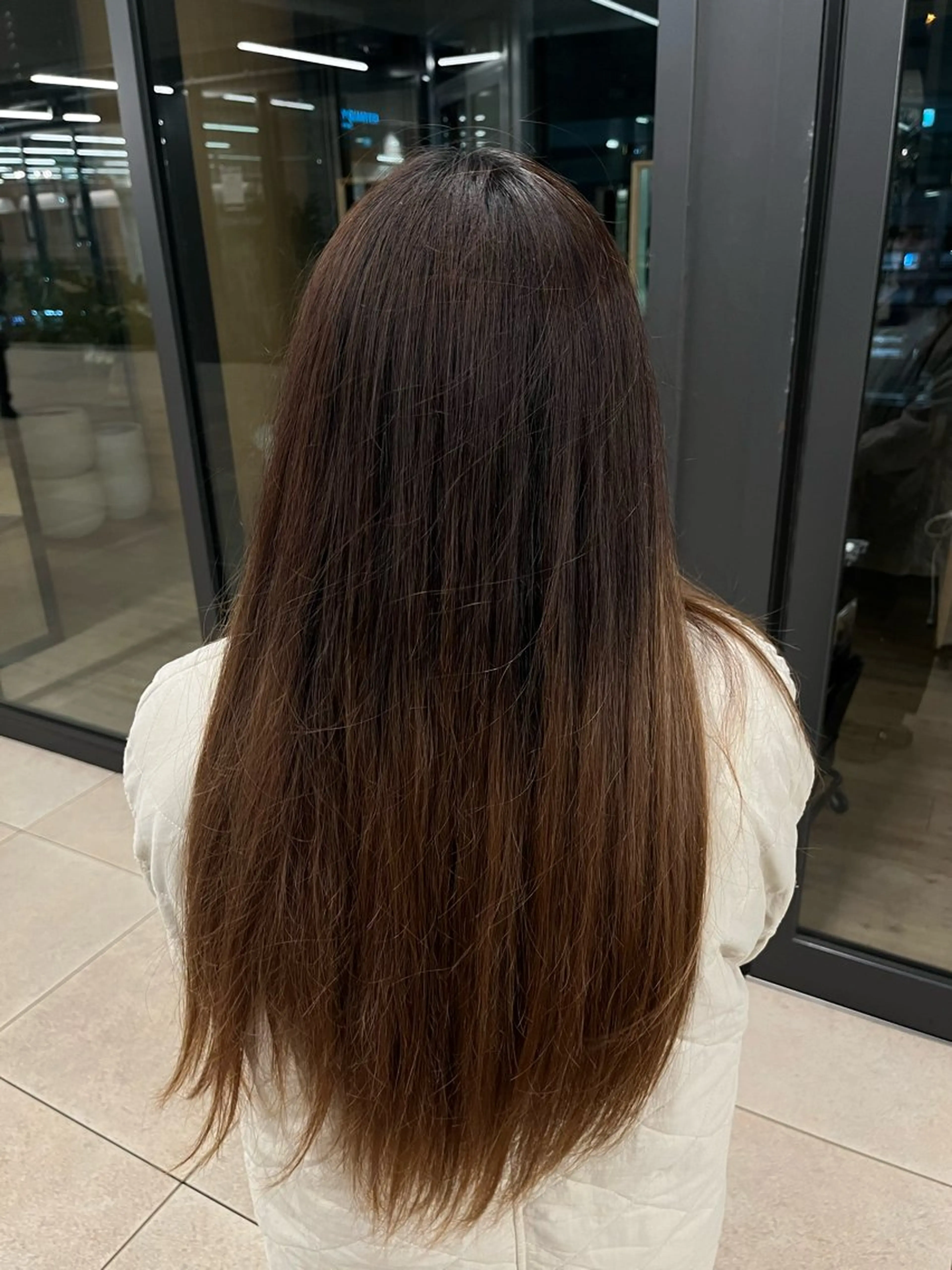 カラー Violet 横浜店所属・Violet 岡本 葵のヘアスタイル