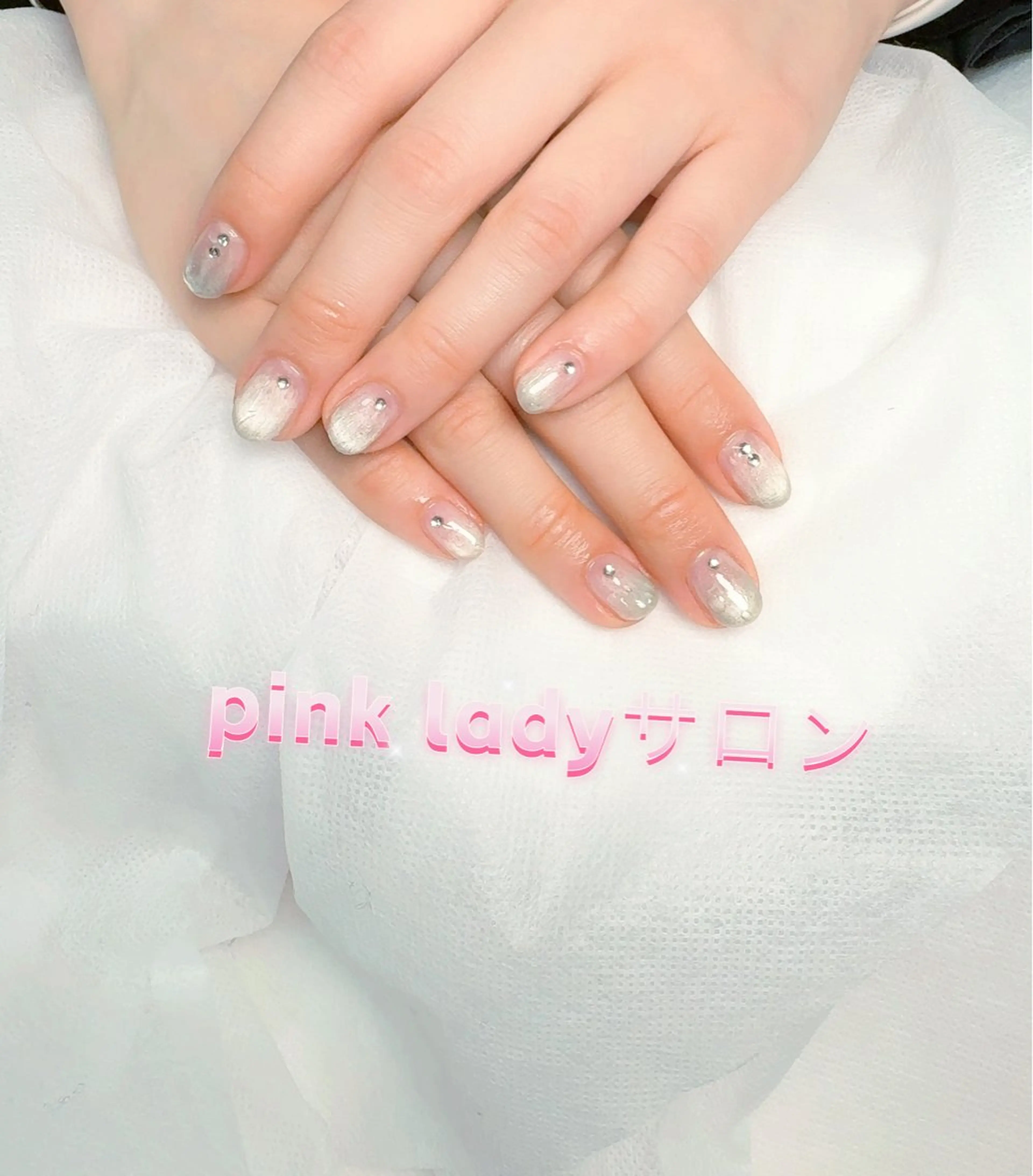 ネイル pink ladyサロン所属・べ にのネイルデザイン