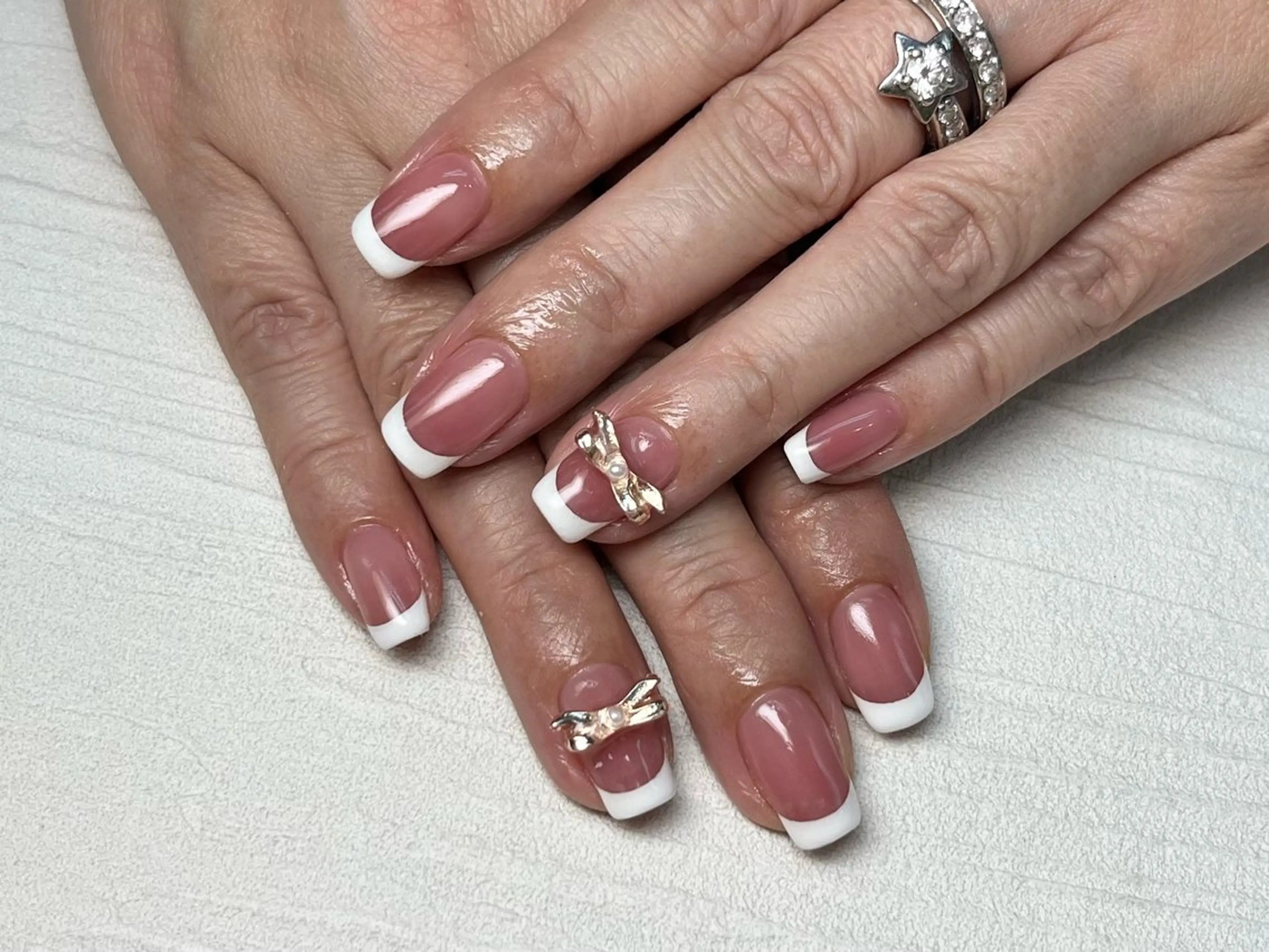 ネイル ハンドネイル Queennail 北堀江Yumiのネイルデザイン