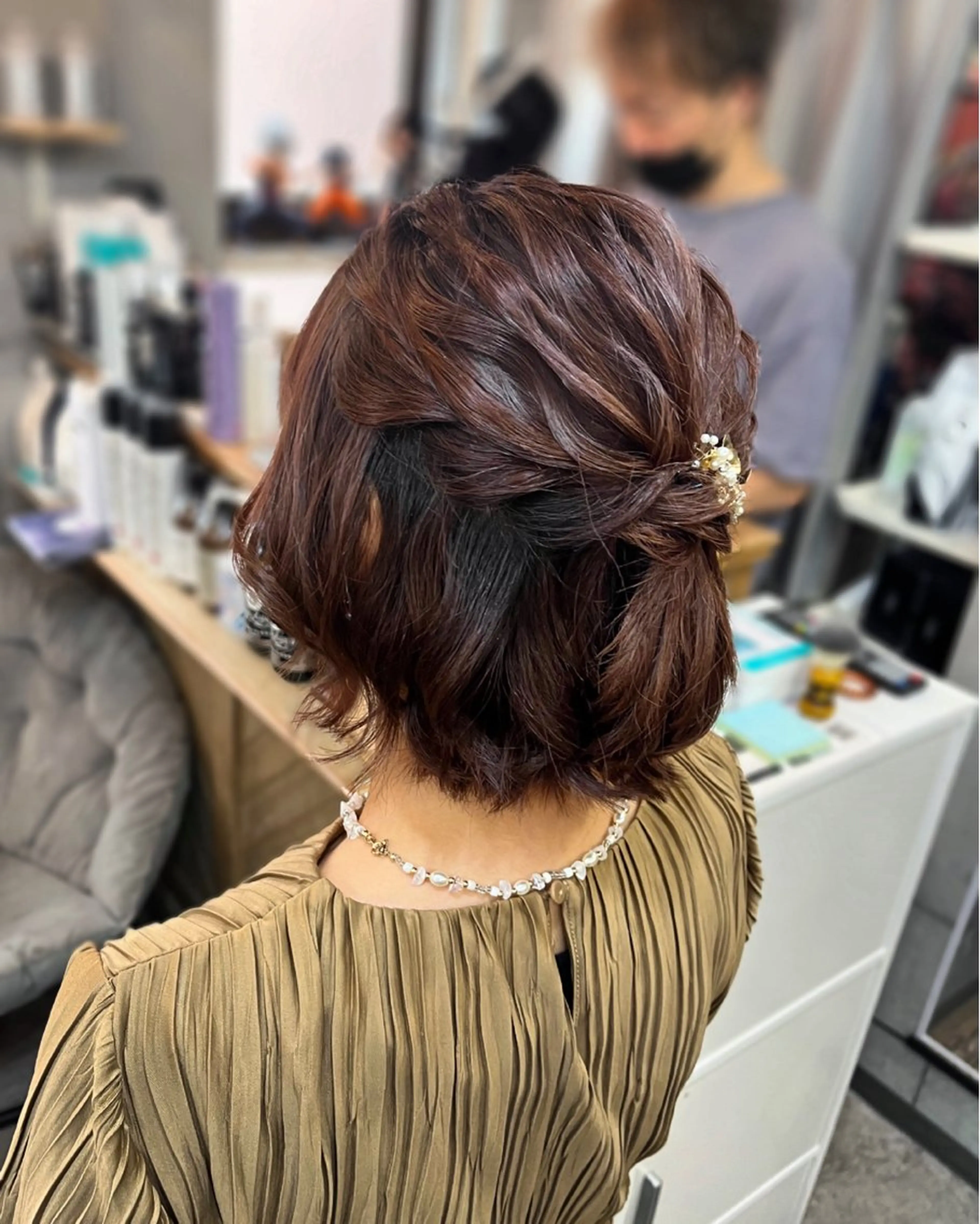 ヘアアレンジ ハーフアップ ボブ ヘアセット 石井 綺乃のヘアスタイル