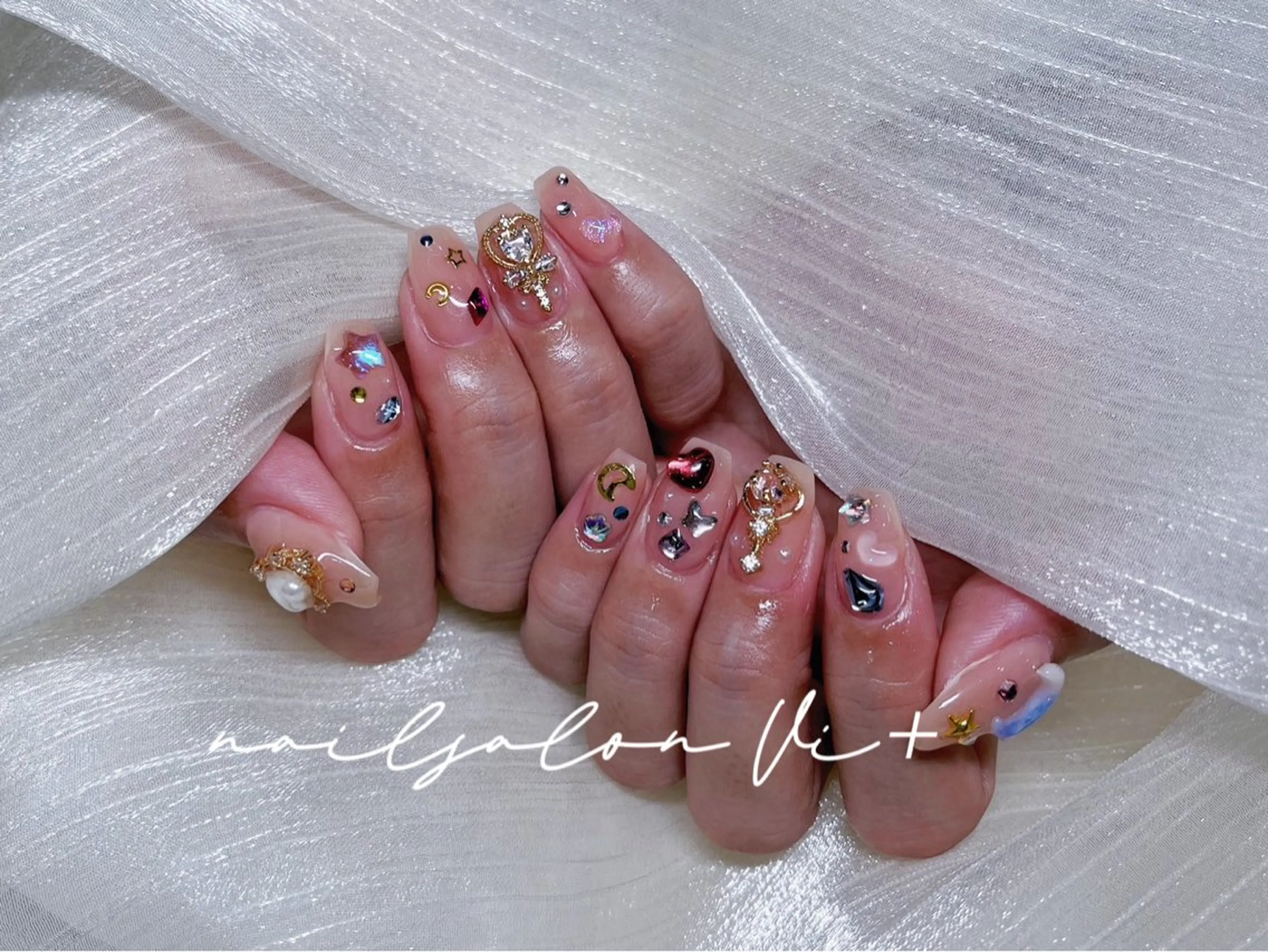 ネイル ハンドネイル ✨Nailsalon Vi+✨のネイルデザイン
